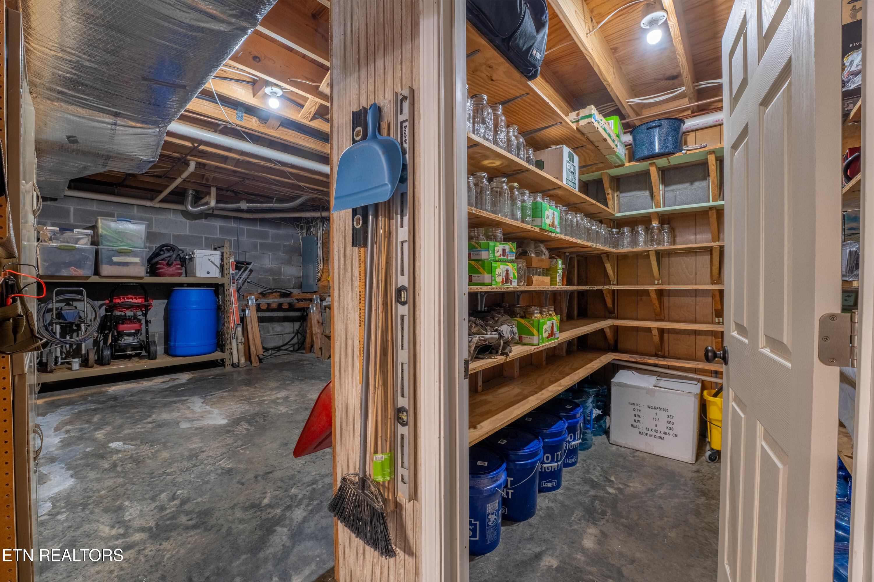 326 Chamberlain Cove Road Kingston TN 37763