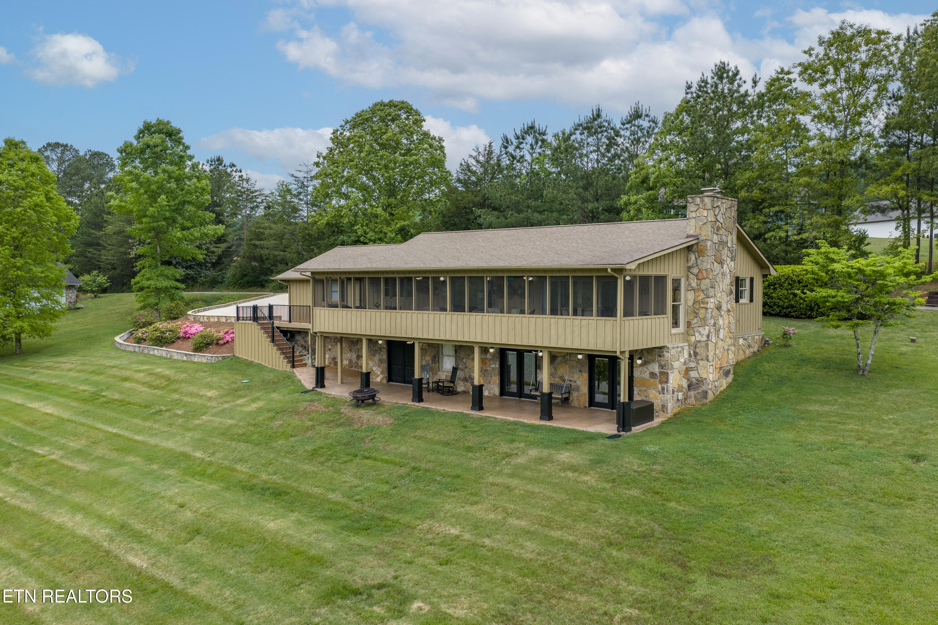 326 Chamberlain Cove Road Kingston TN 37763