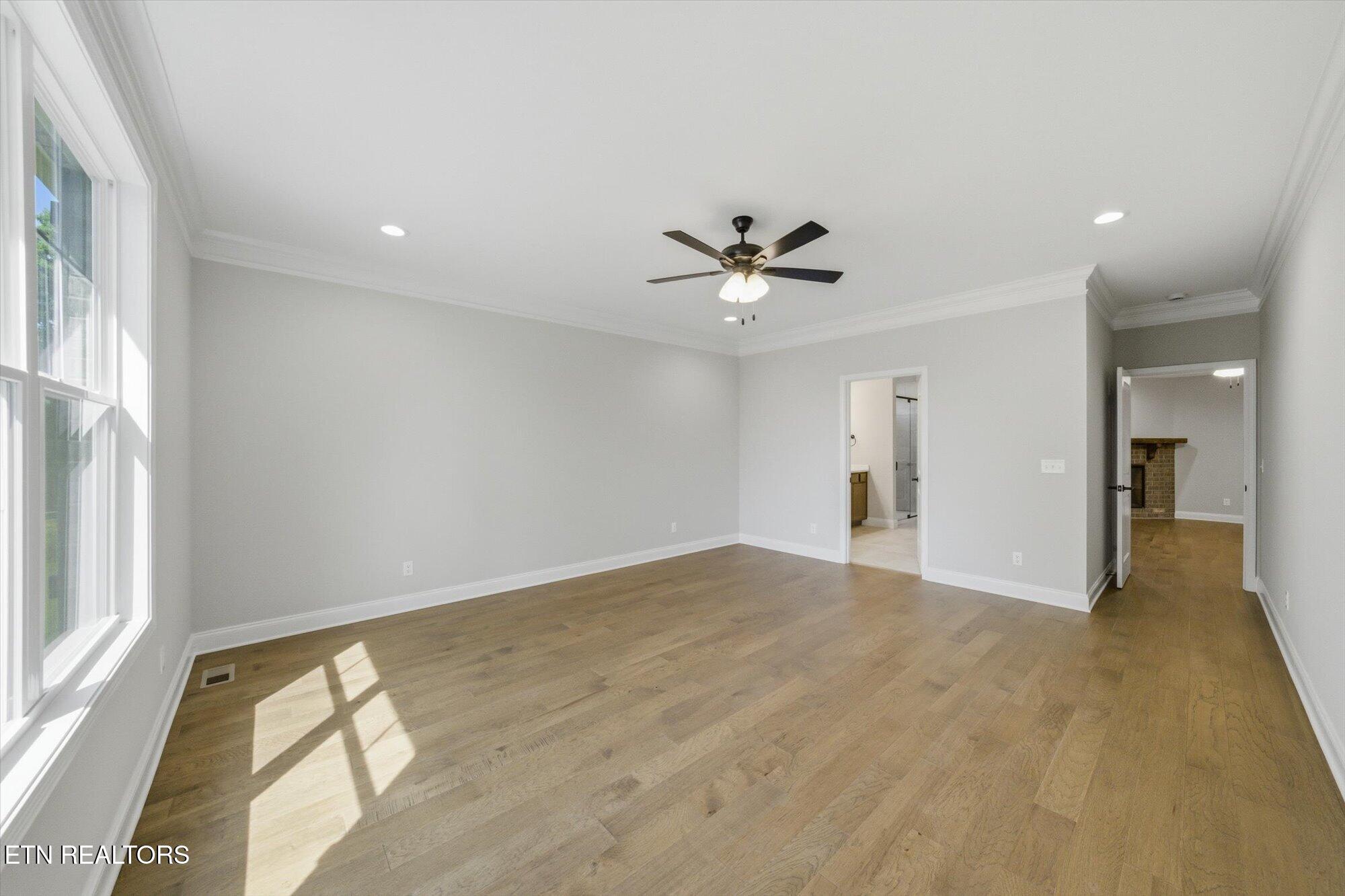 3185 Fairoaks Drive Maryville TN 37803