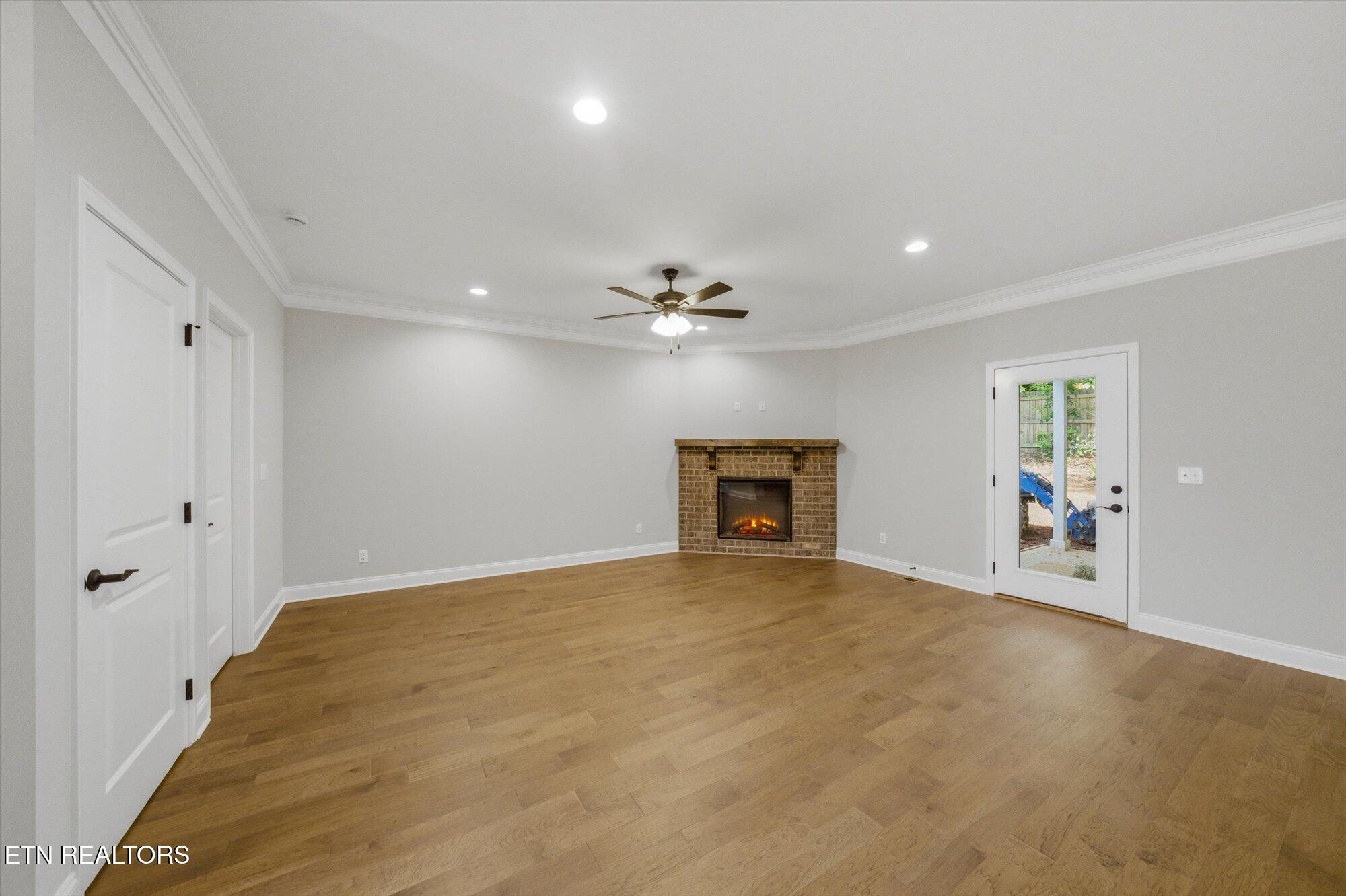 3185 Fairoaks Drive Maryville TN 37803