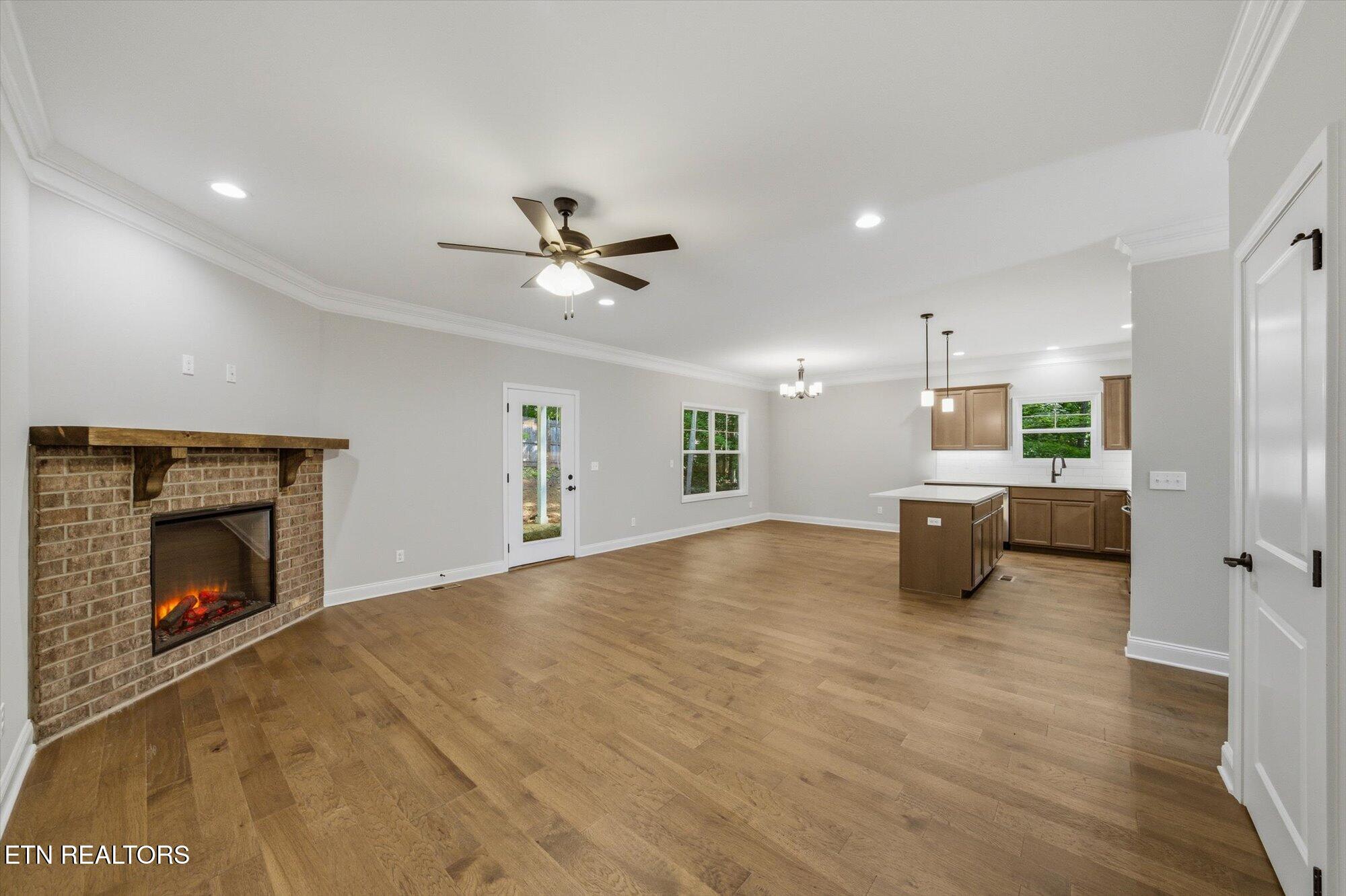 3185 Fairoaks Drive Maryville TN 37803