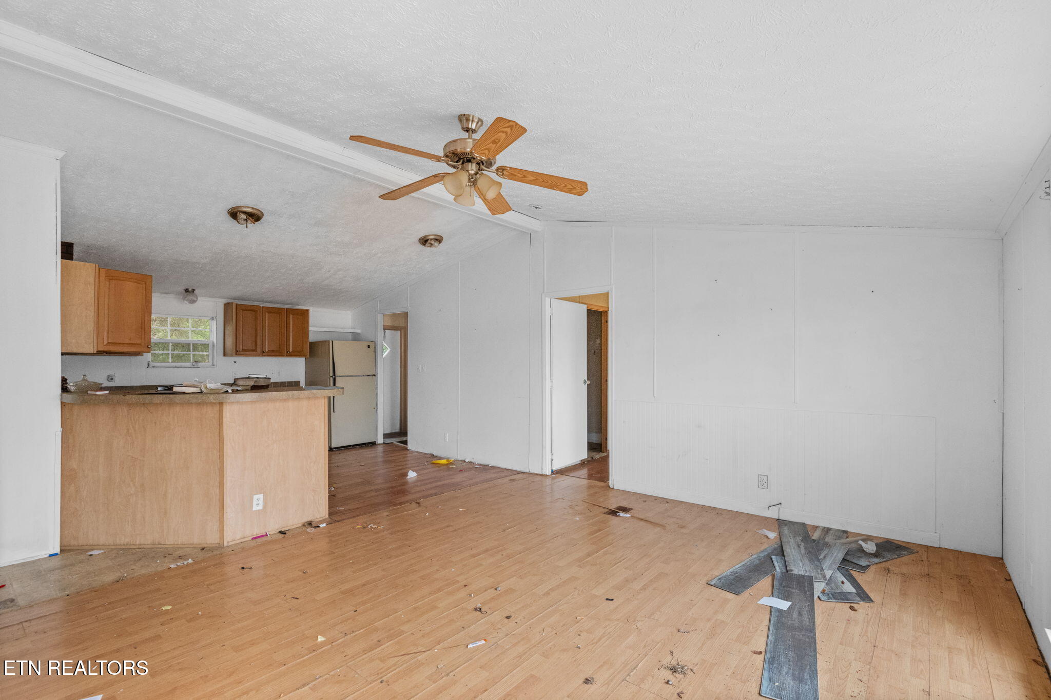 6555 General Carl W Stiner Highway Lafollette TN 37766