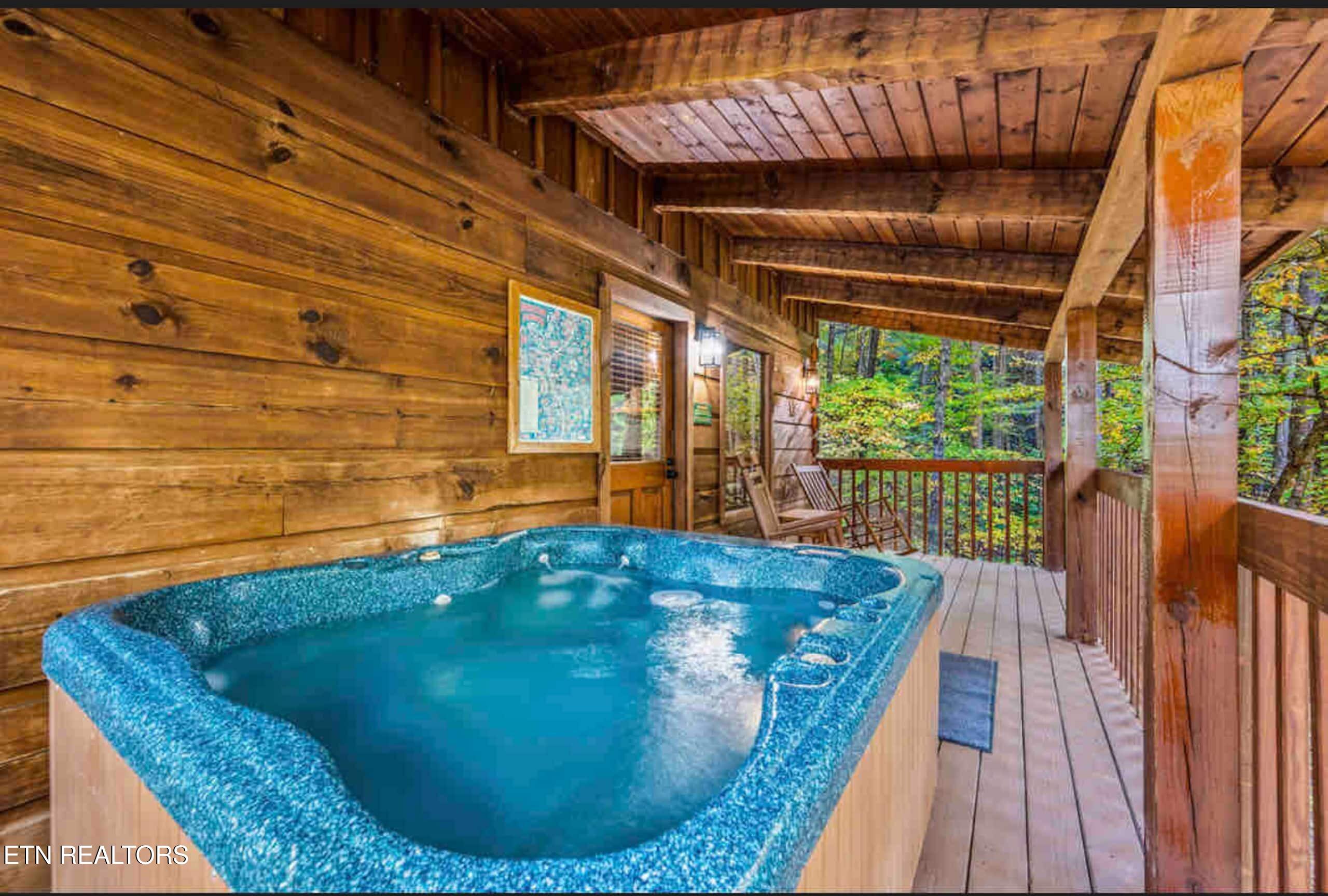 3289 Twin Mountain Way Pigeon Forge TN 37863