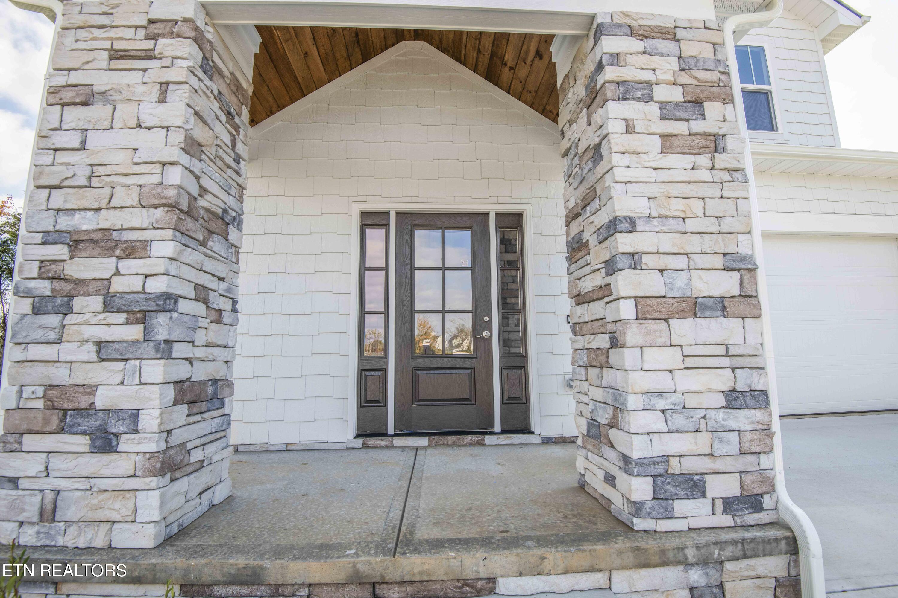 6704 Orange Petal Lane Knoxville TN 37931