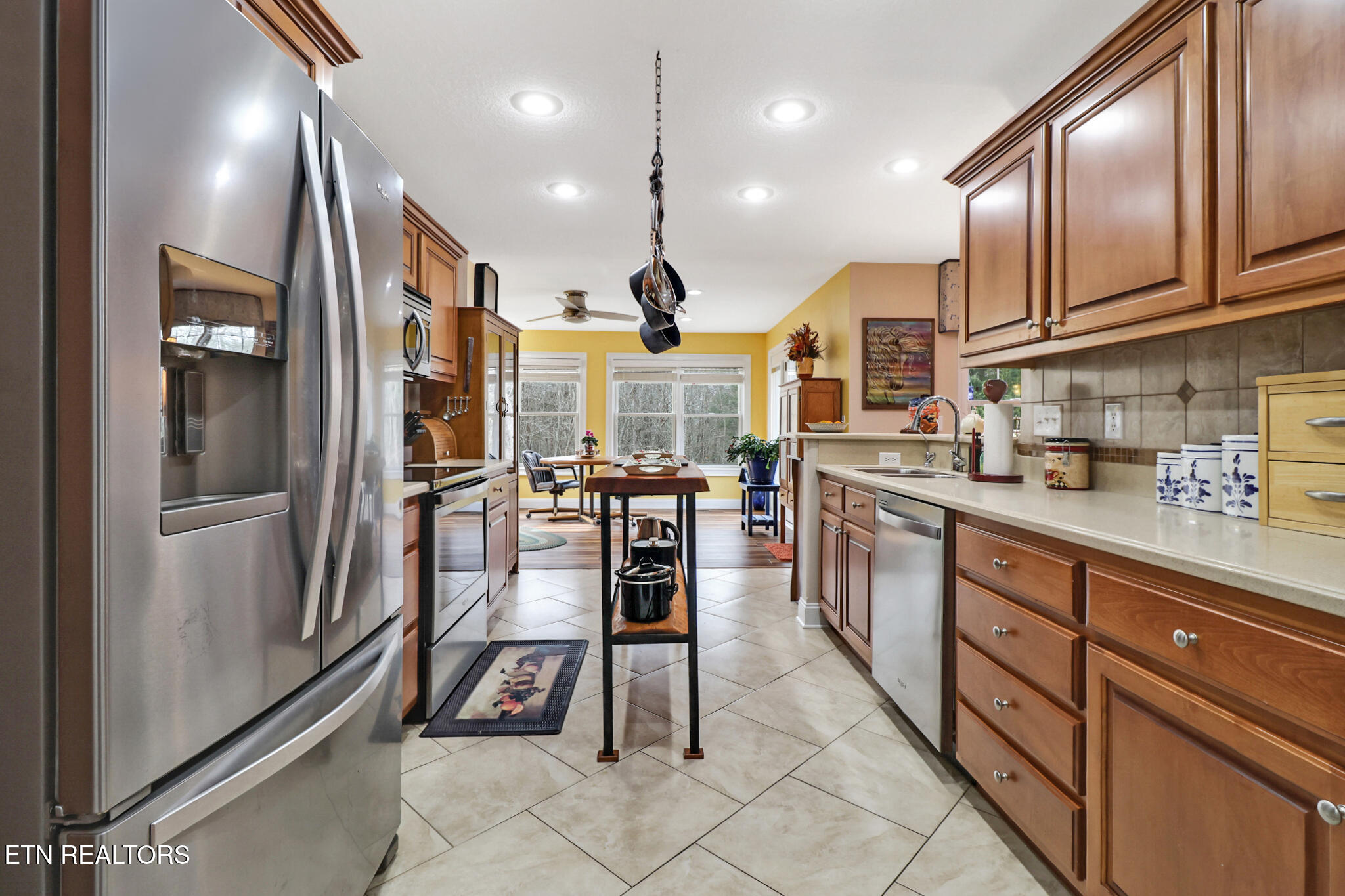 17 Dickens Lane Fairfield Glade TN 38558