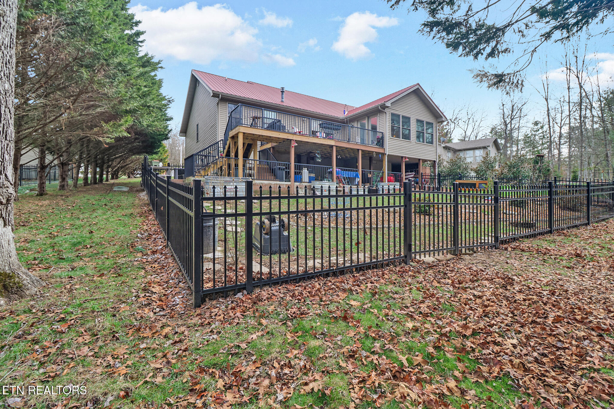 17 Dickens Lane Fairfield Glade TN 38558