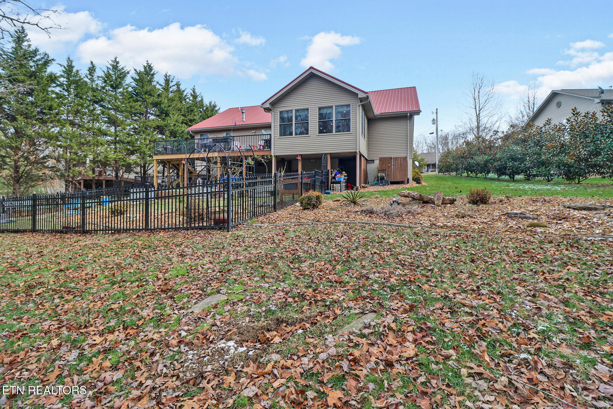 17 Dickens Lane Fairfield Glade TN 38558