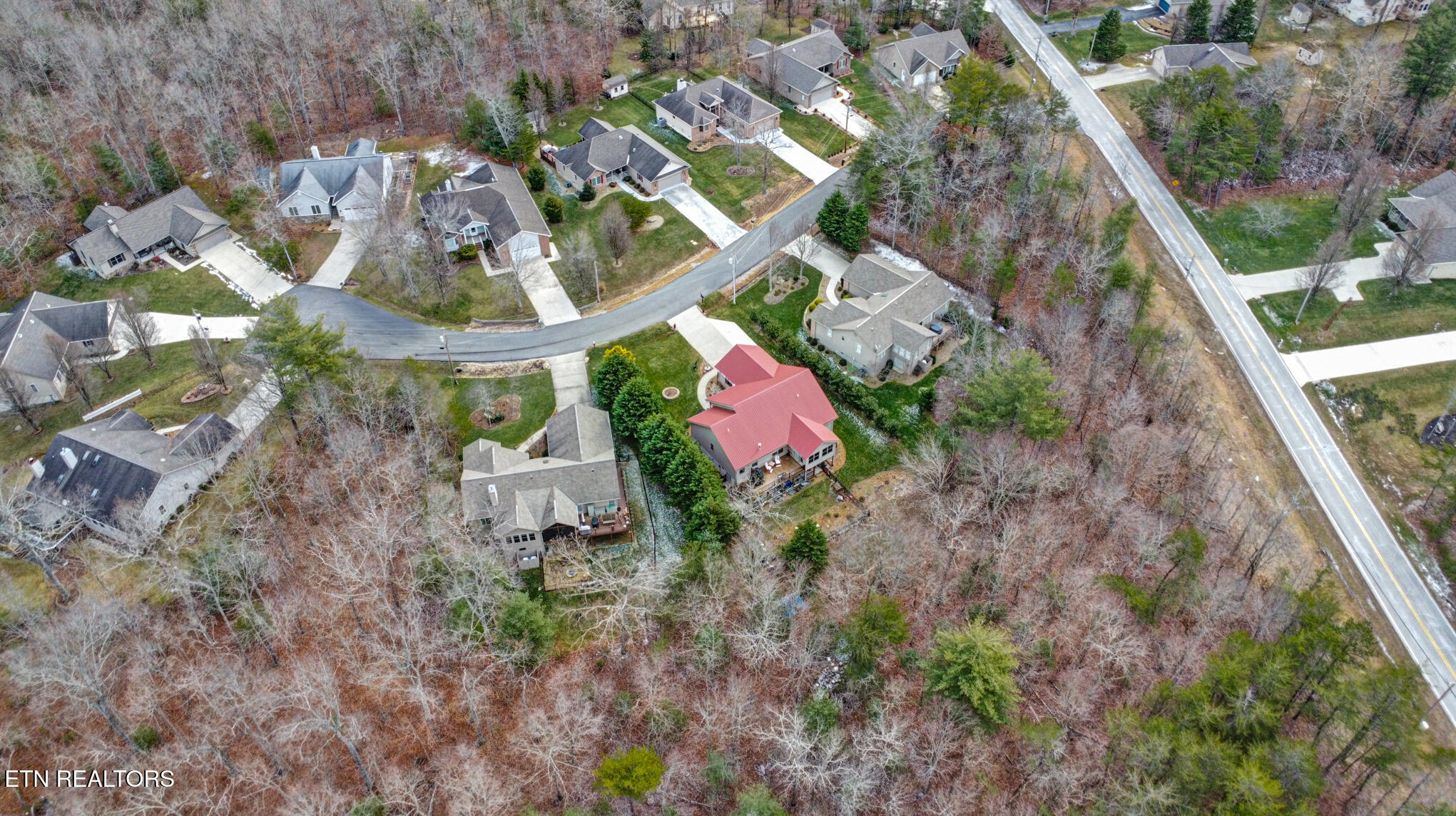 17 Dickens Lane Fairfield Glade TN 38558