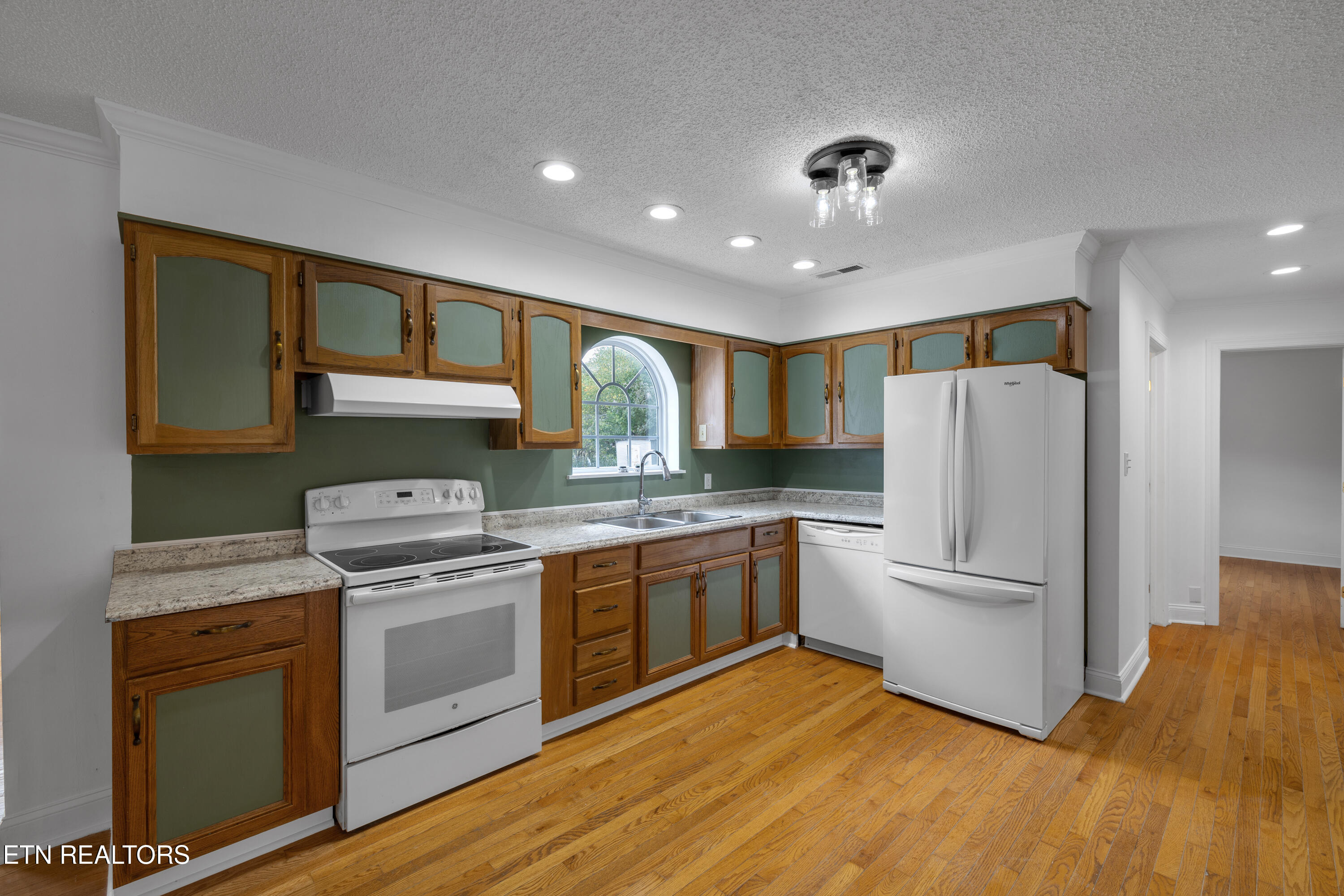 176 Gudger Road Madisonville TN 37354
