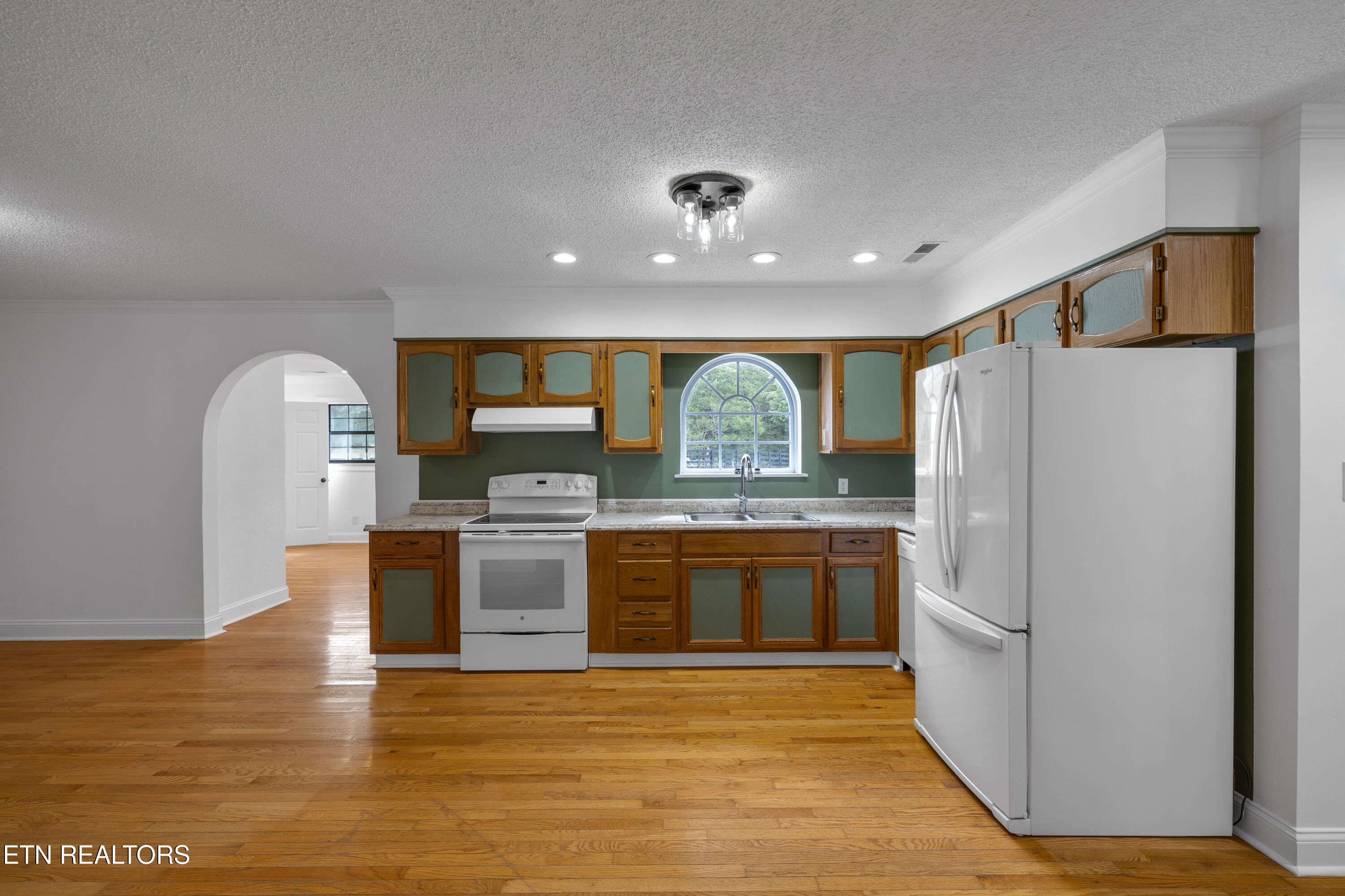 176 Gudger Road Madisonville TN 37354