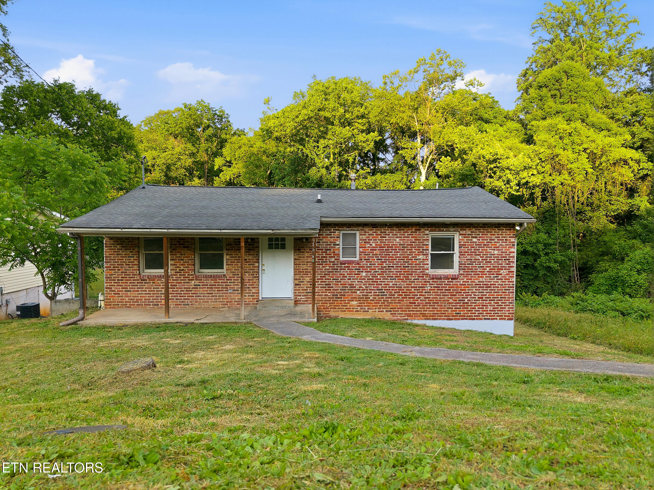 916 Graves Street Knoxville TN 37915