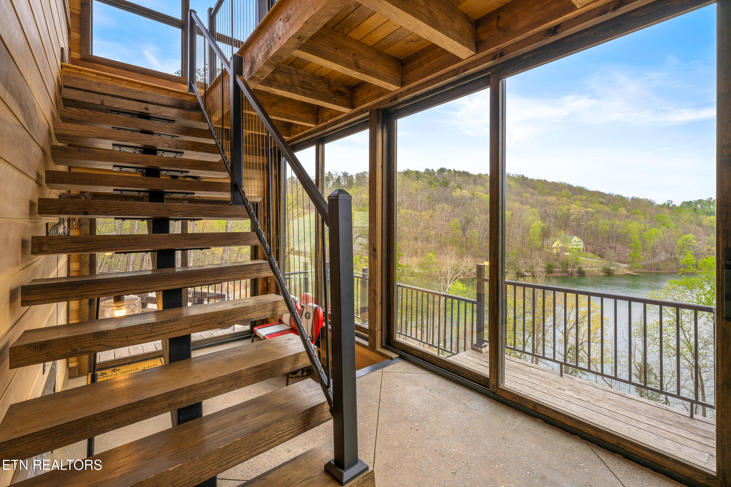 780 Laurel Lake Circle Madisonville TN 37354