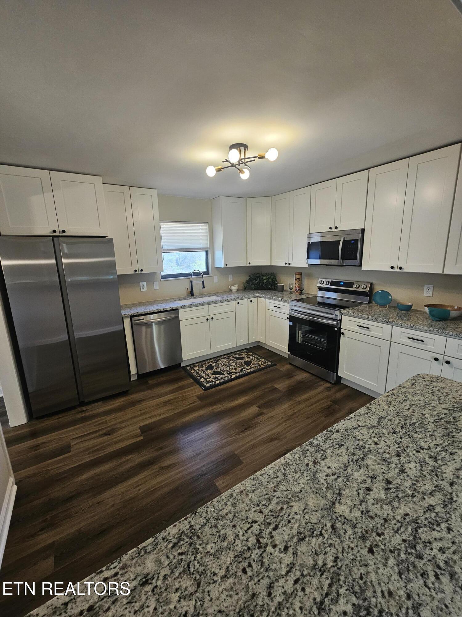 8924 Moneymaker Drive Knoxville TN 37923