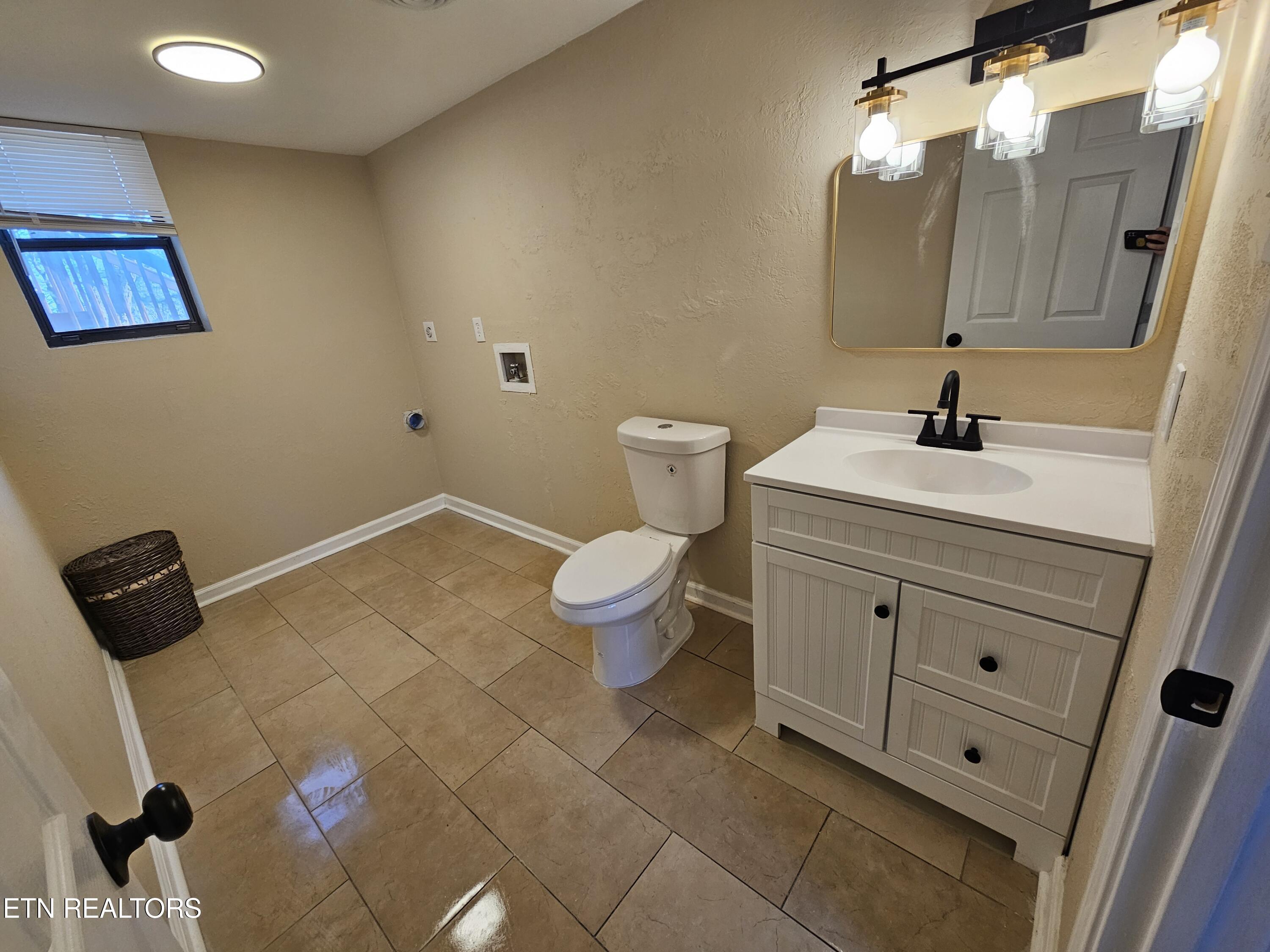 8924 Moneymaker Drive Knoxville TN 37923