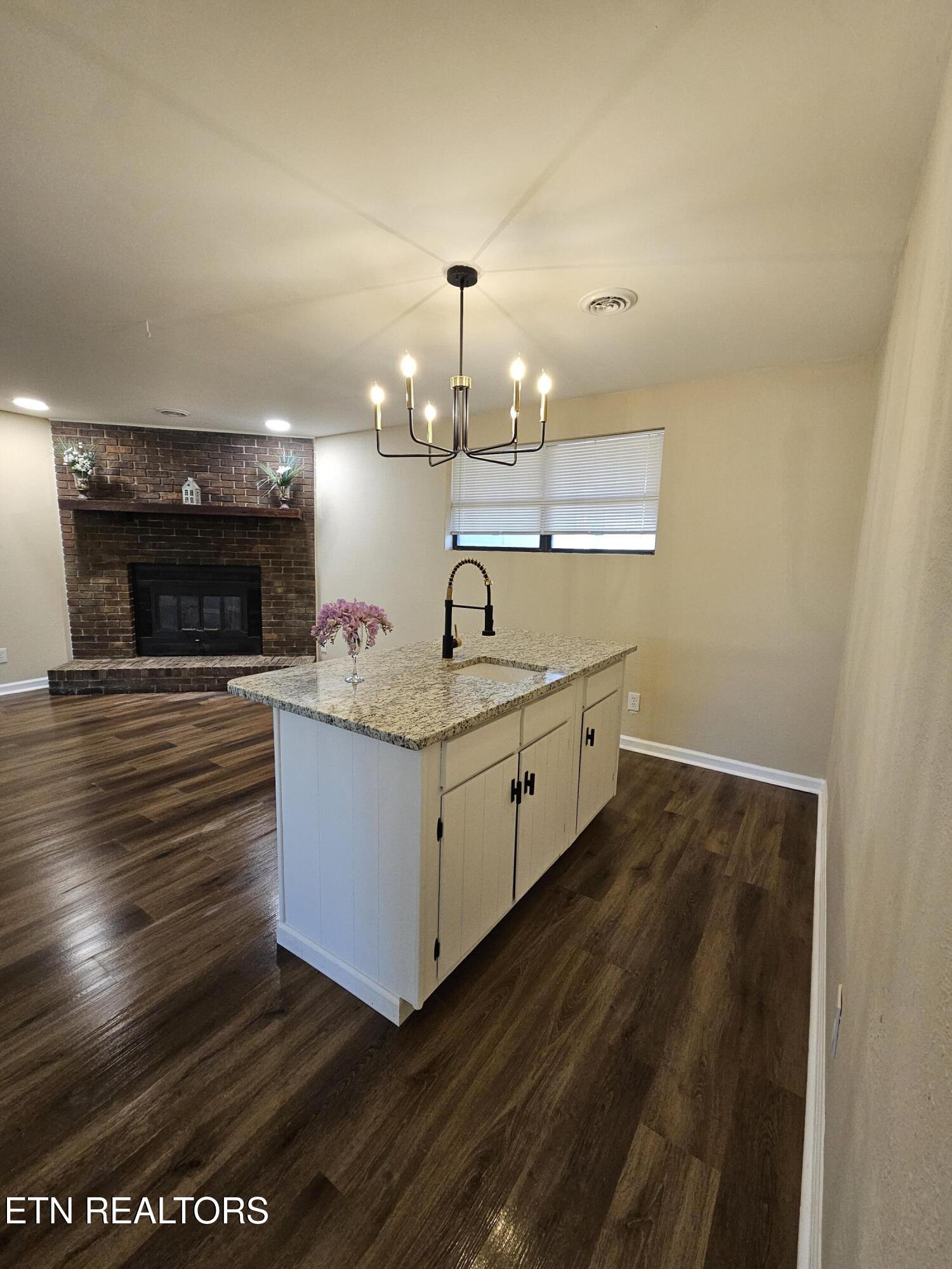 8924 Moneymaker Drive Knoxville TN 37923