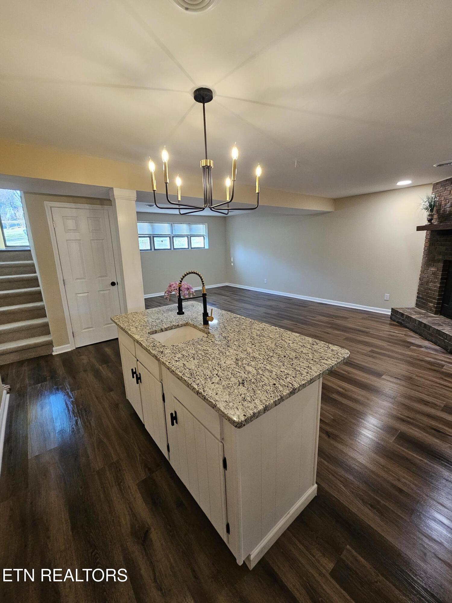 8924 Moneymaker Drive Knoxville TN 37923