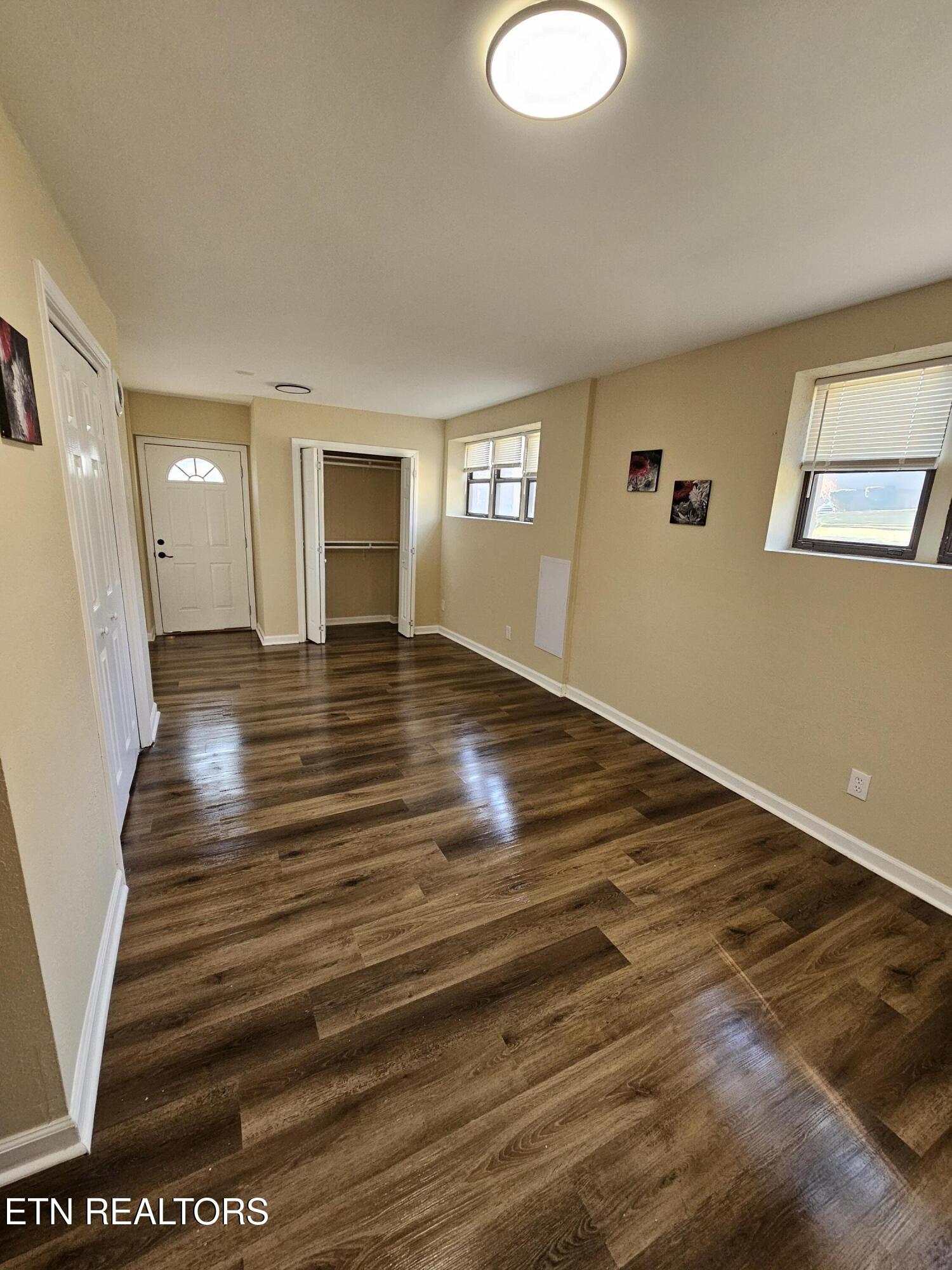 8924 Moneymaker Drive Knoxville TN 37923