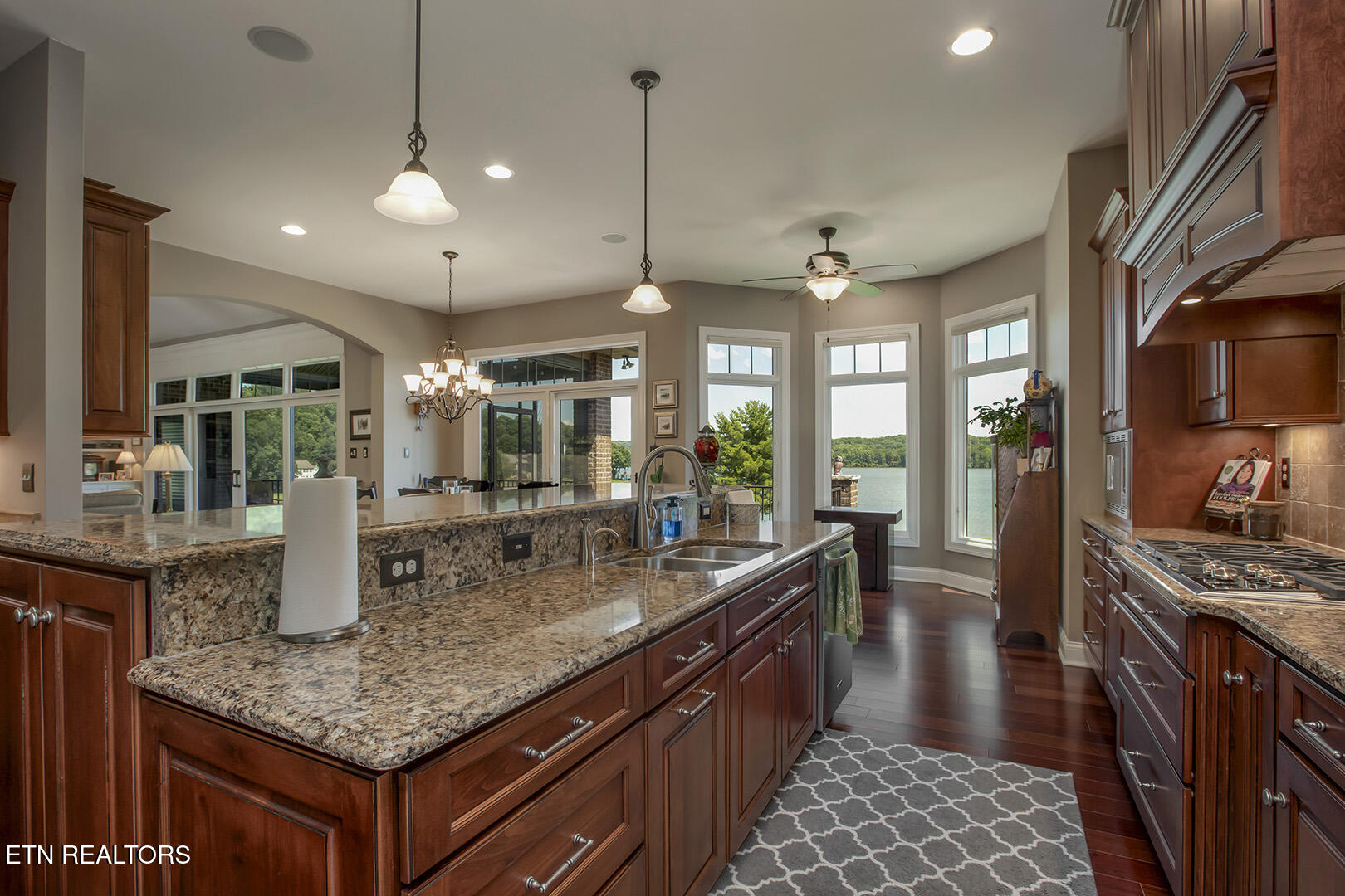151 Walosi Way Loudon TN 37774