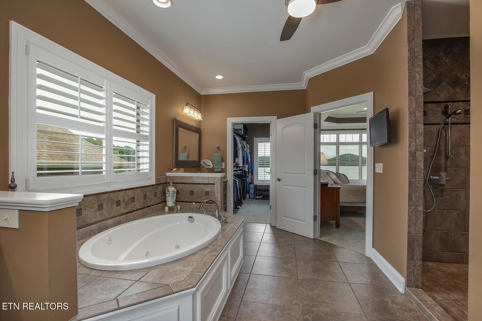 151 Walosi Way Loudon TN 37774