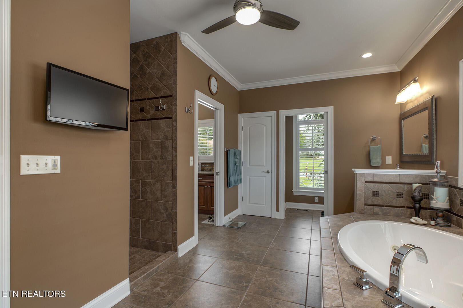 151 Walosi Way Loudon TN 37774