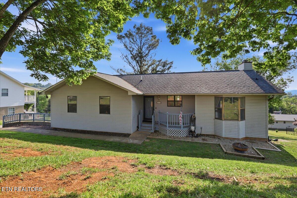 319 Ironwood Drive Kodak TN 37764