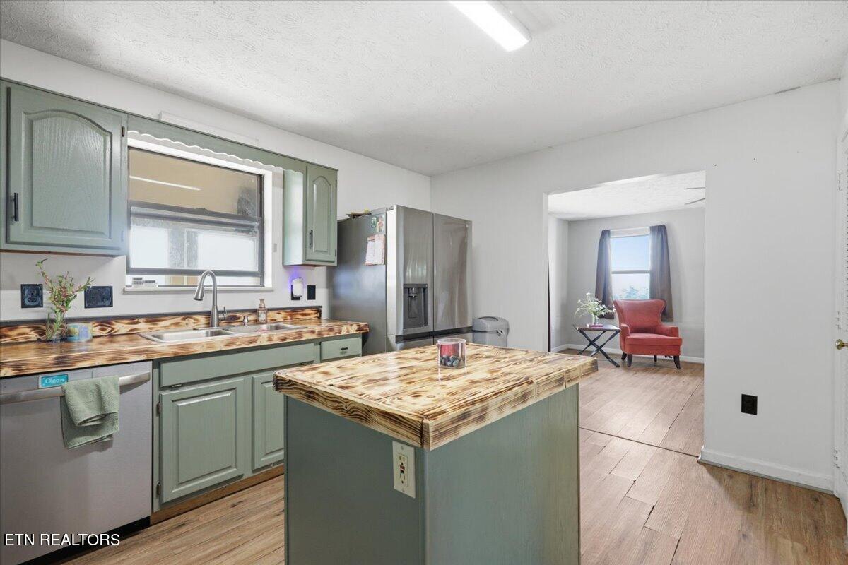 319 Ironwood Drive Kodak TN 37764