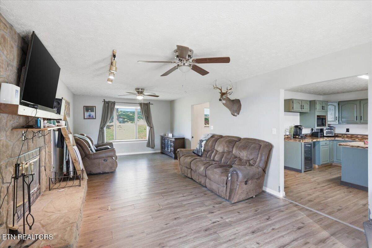 319 Ironwood Drive Kodak TN 37764