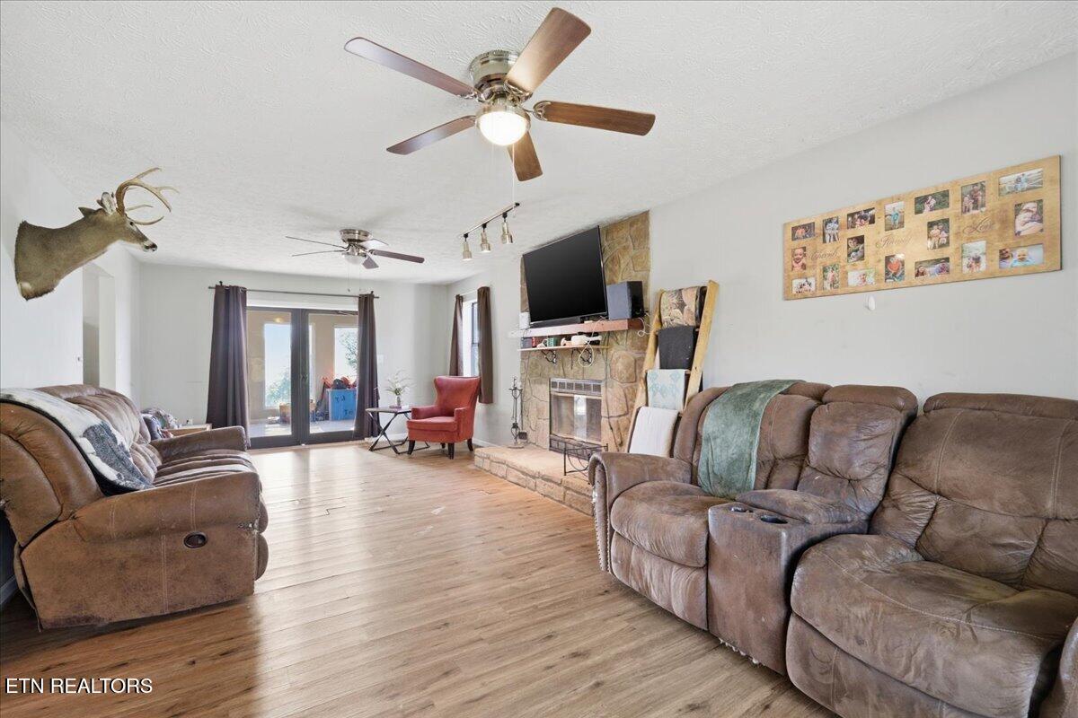 319 Ironwood Drive Kodak TN 37764