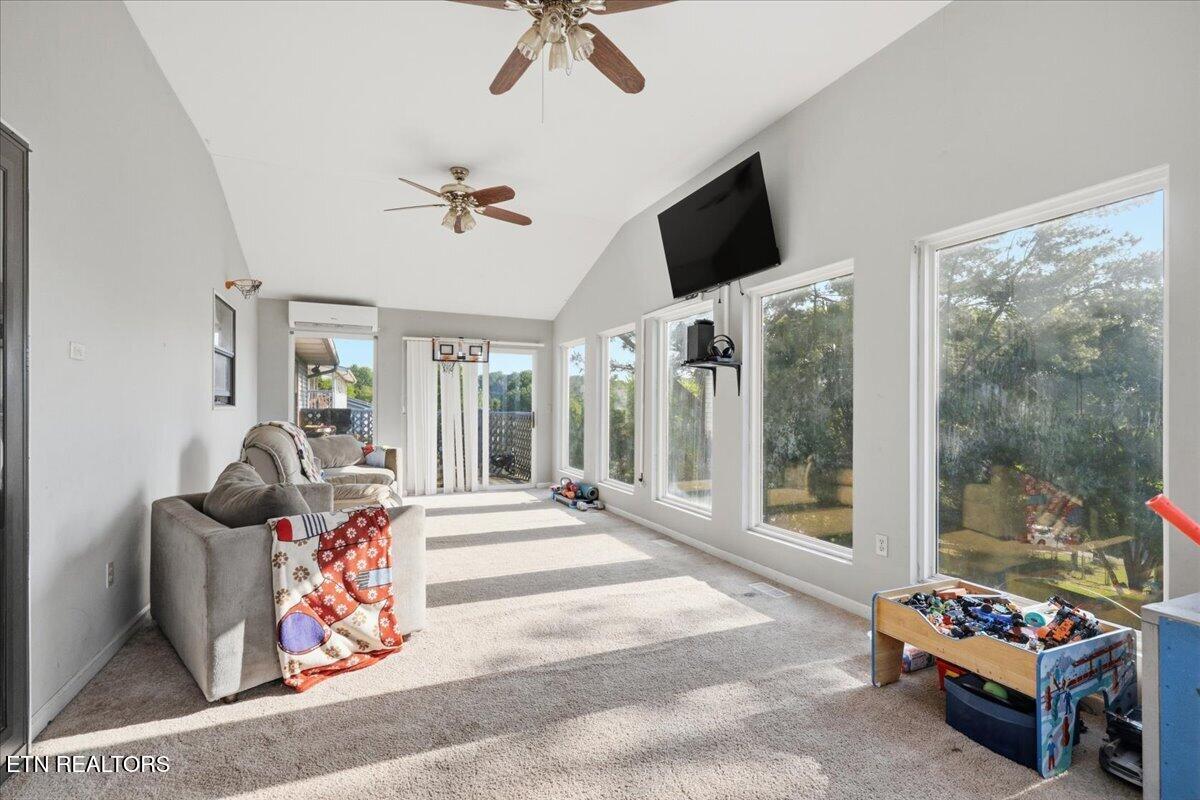 319 Ironwood Drive Kodak TN 37764