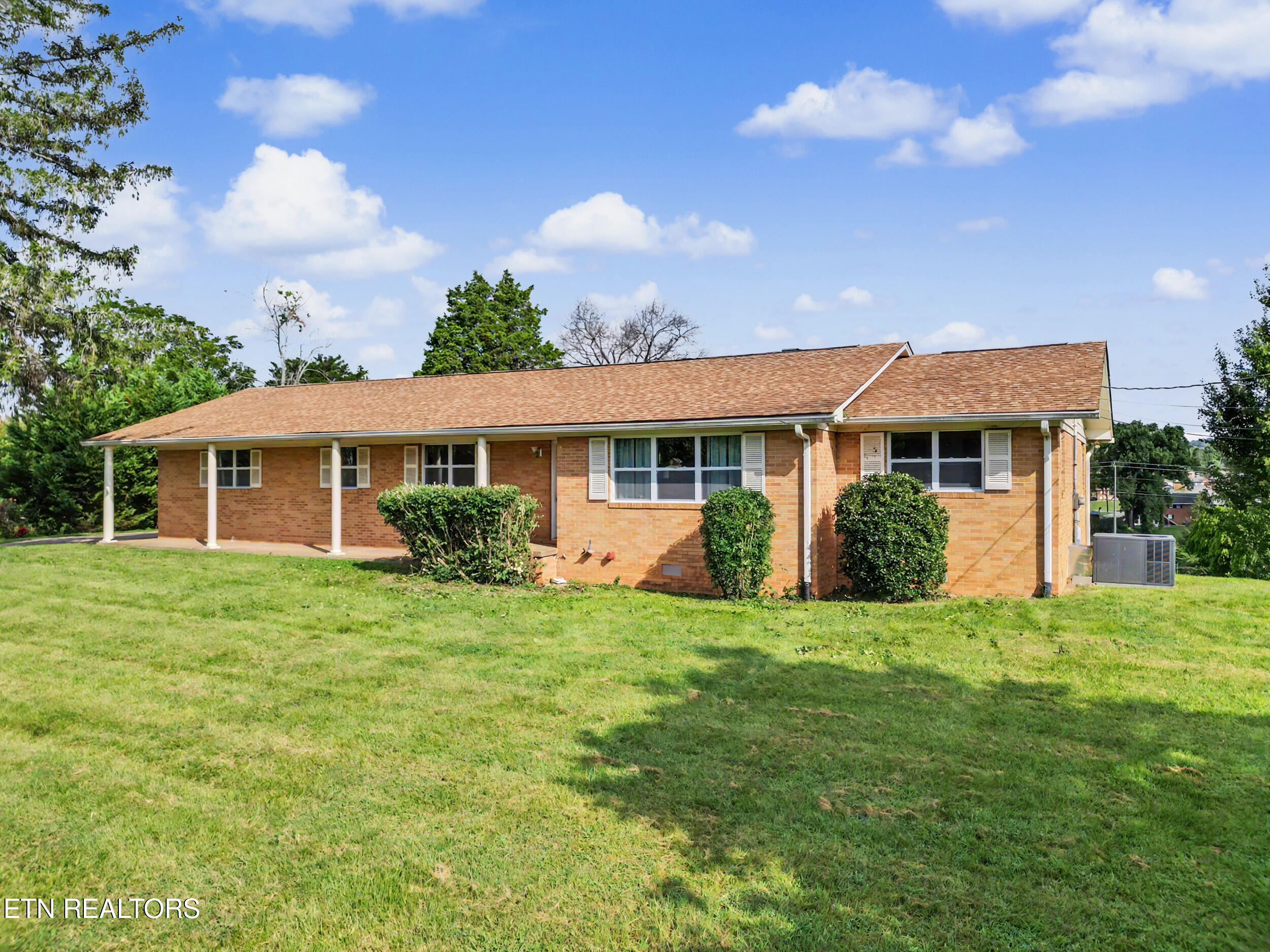 3717 Splendor Drive Knoxville TN 37918