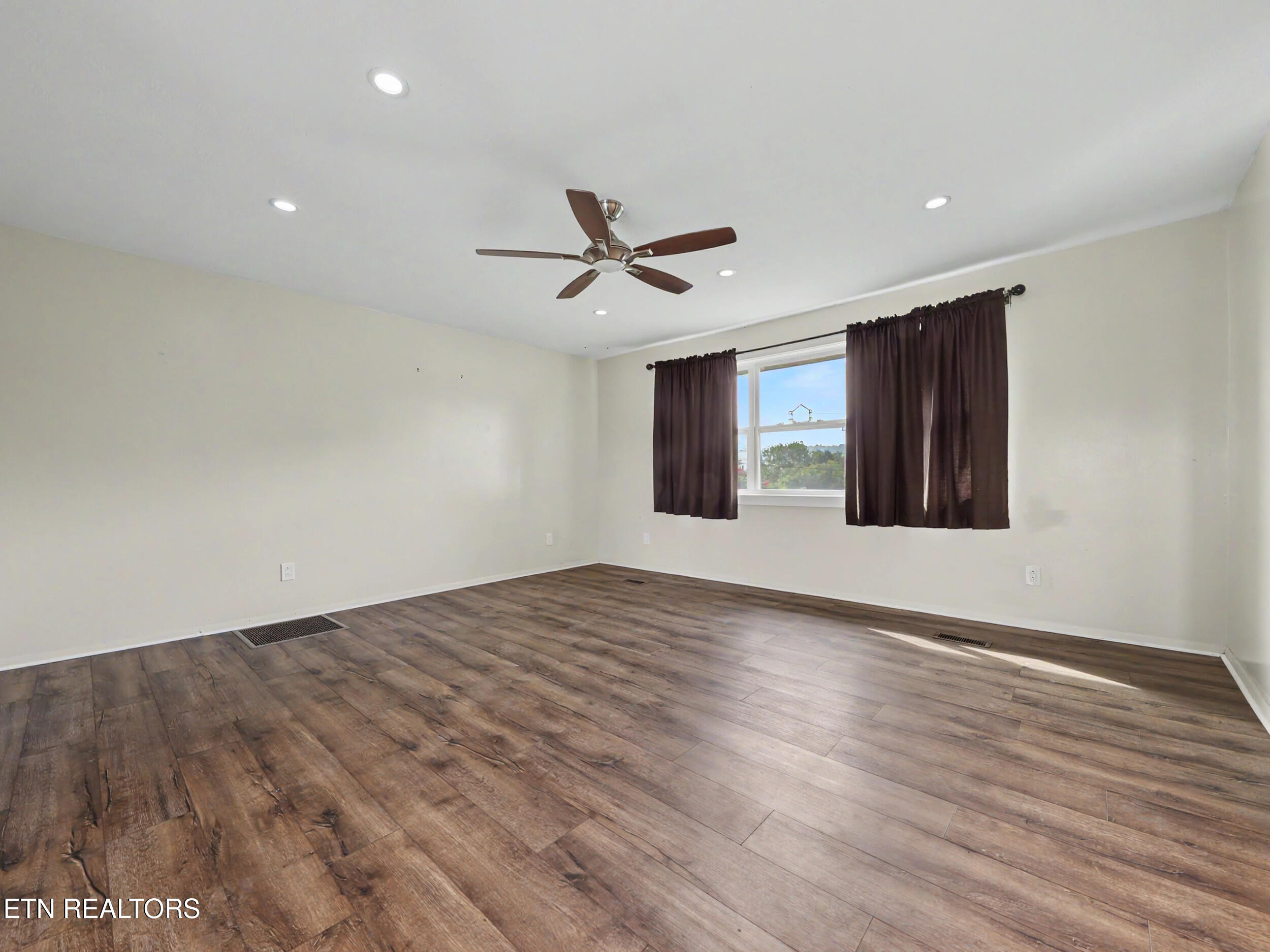 3717 Splendor Drive Knoxville TN 37918