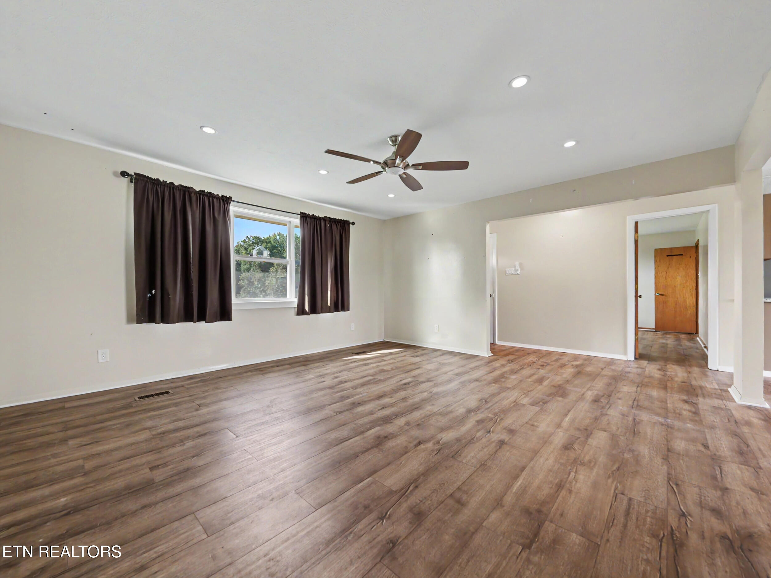 3717 Splendor Drive Knoxville TN 37918