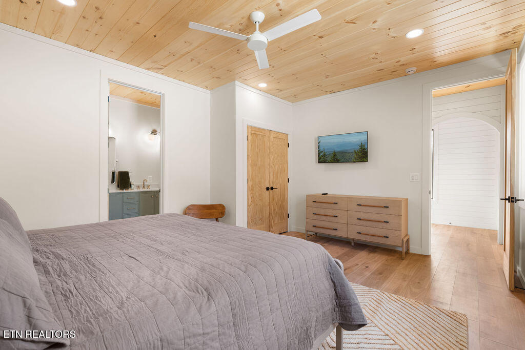1863 Bluff Ridge Road Sevierville TN 37876
