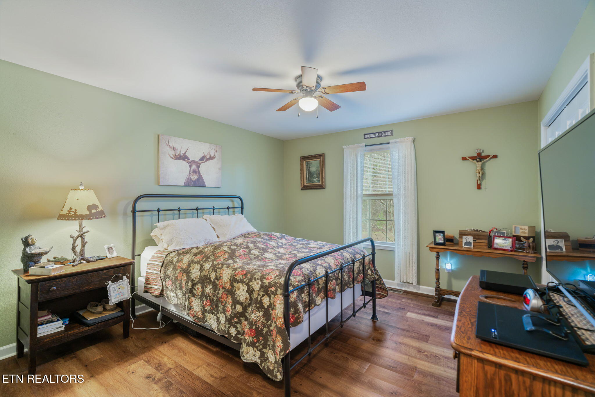 124 Mac Ivey Lane Lafollette TN 37766