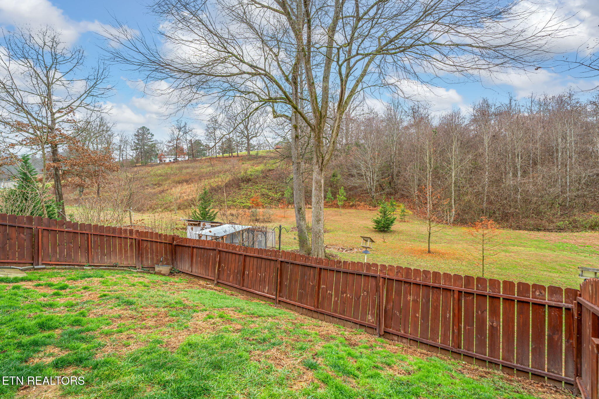124 Mac Ivey Lane Lafollette TN 37766