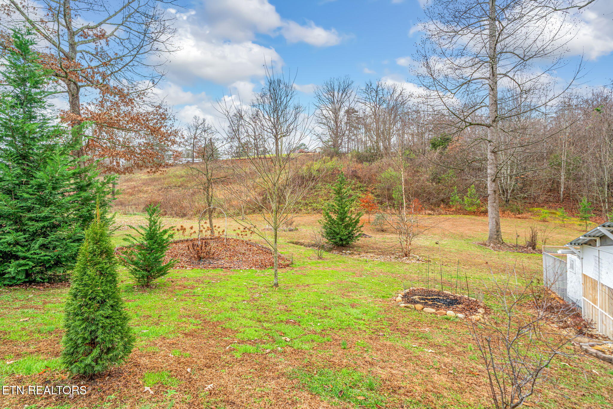 124 Mac Ivey Lane Lafollette TN 37766