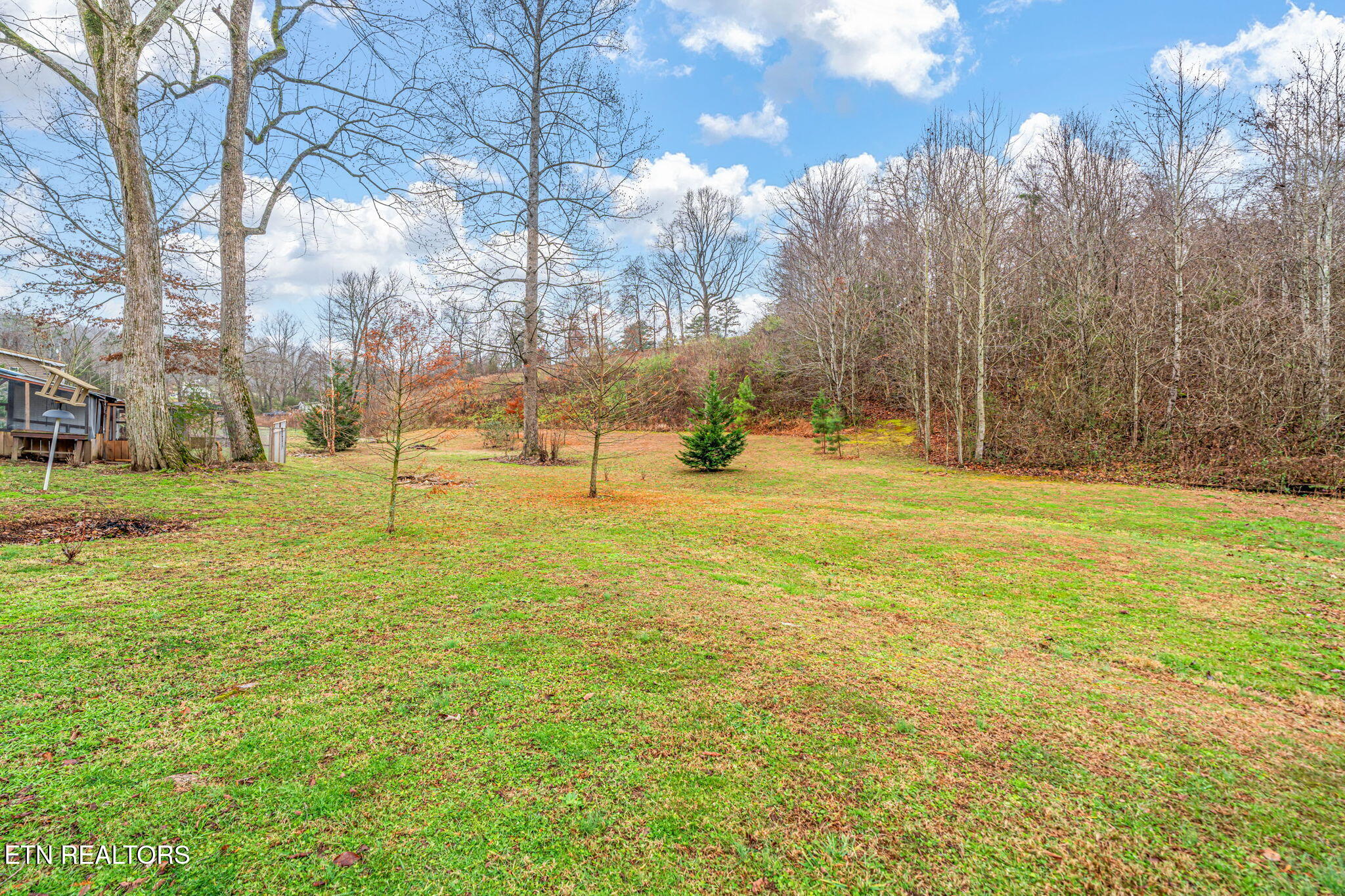 124 Mac Ivey Lane Lafollette TN 37766