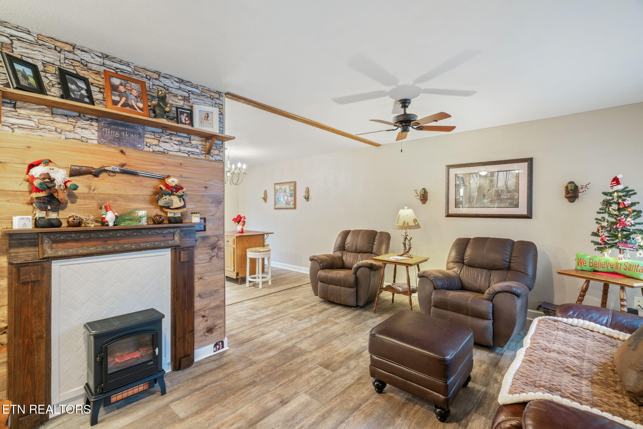 124 Mac Ivey Lane Lafollette TN 37766