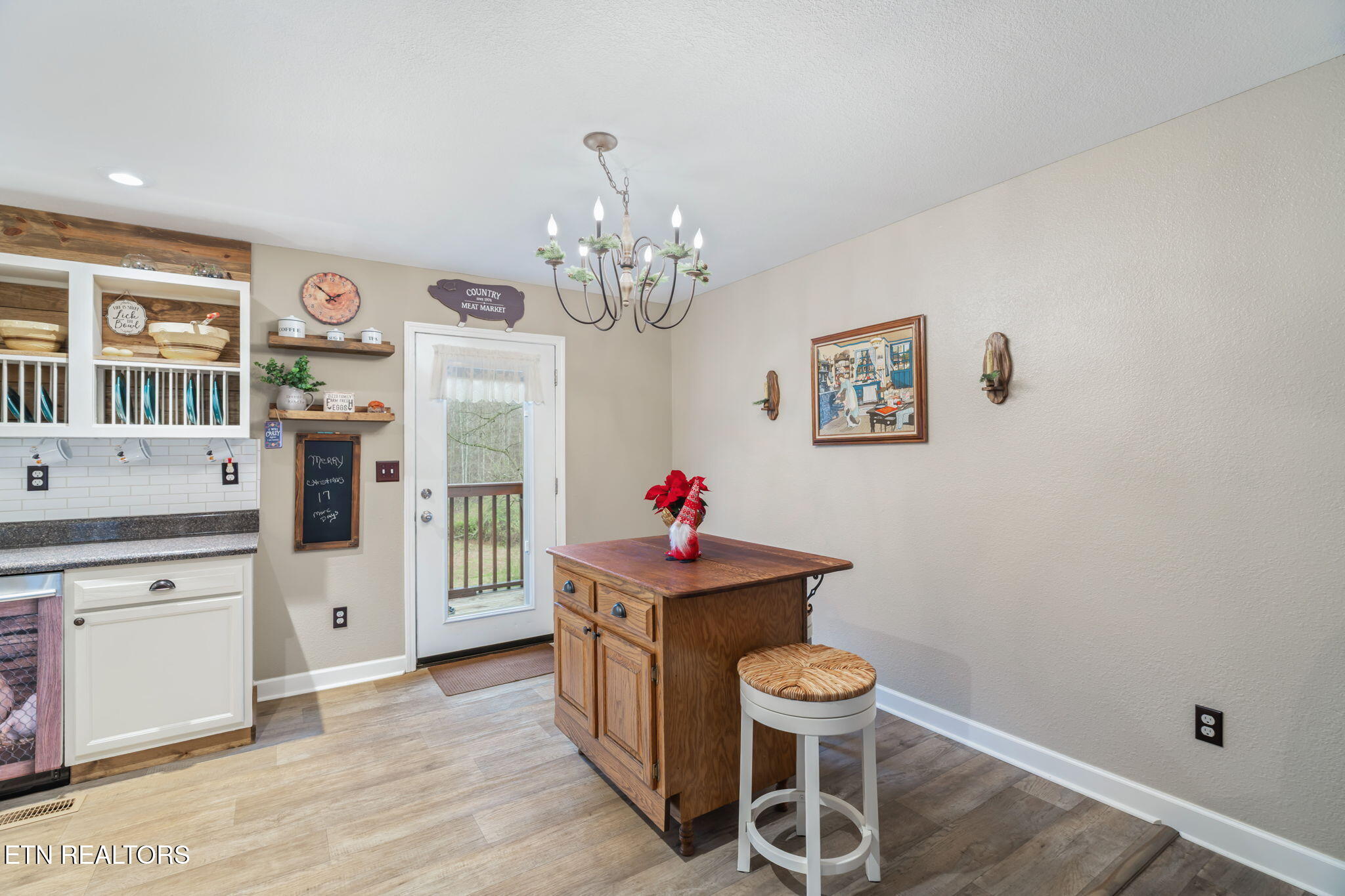 124 Mac Ivey Lane Lafollette TN 37766