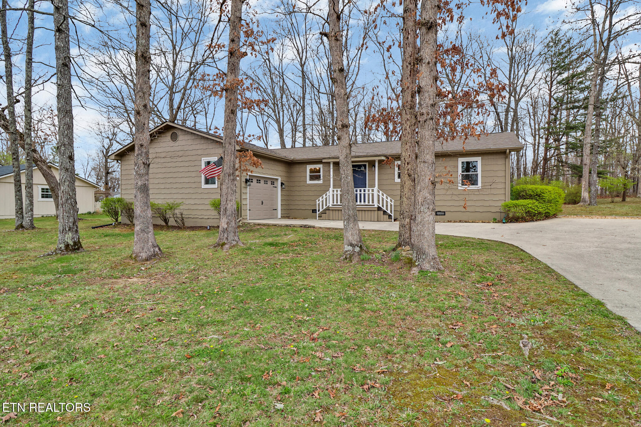 115 Eagle Lane Crossville TN 38558