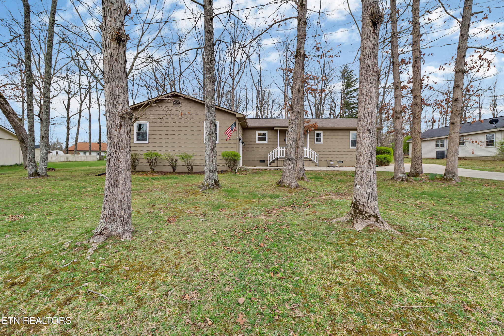 115 Eagle Lane Crossville TN 38558