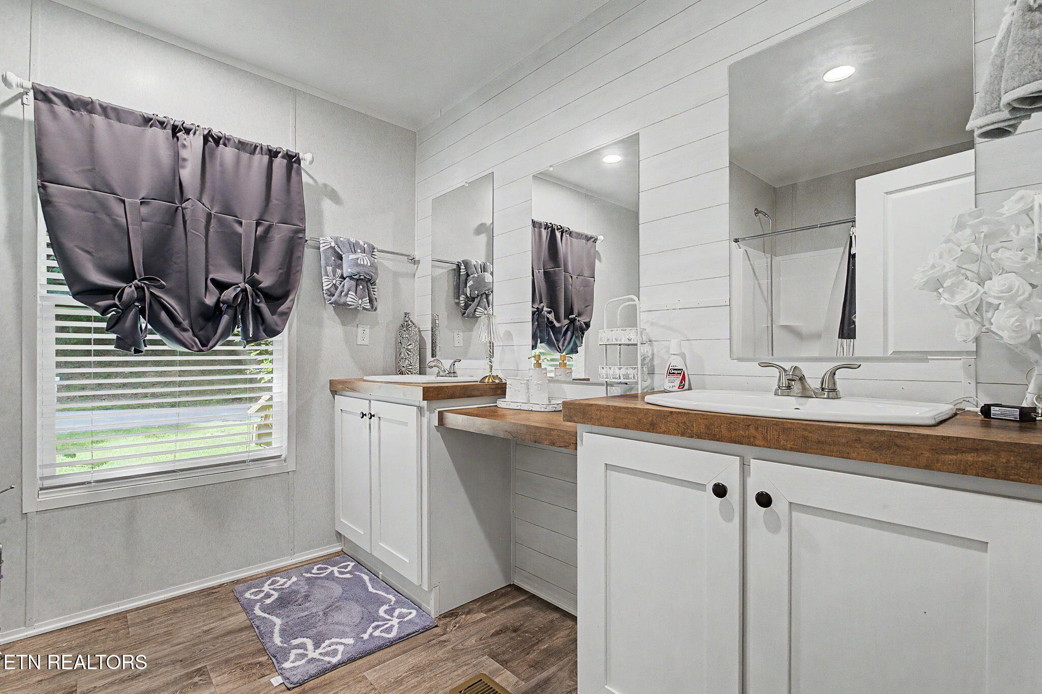 443 Cole Drive Pigeon Forge TN 37863