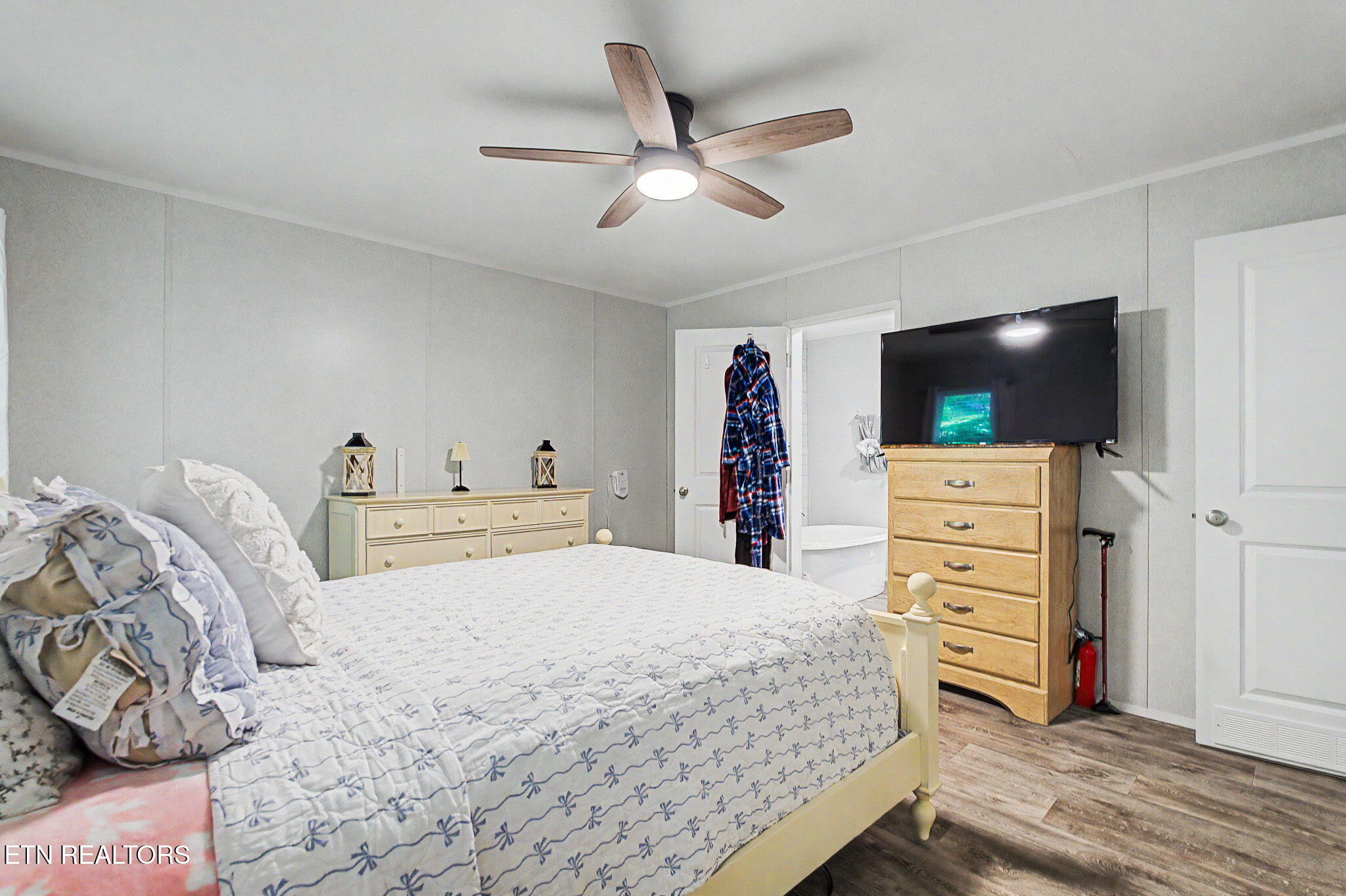 443 Cole Drive Pigeon Forge TN 37863
