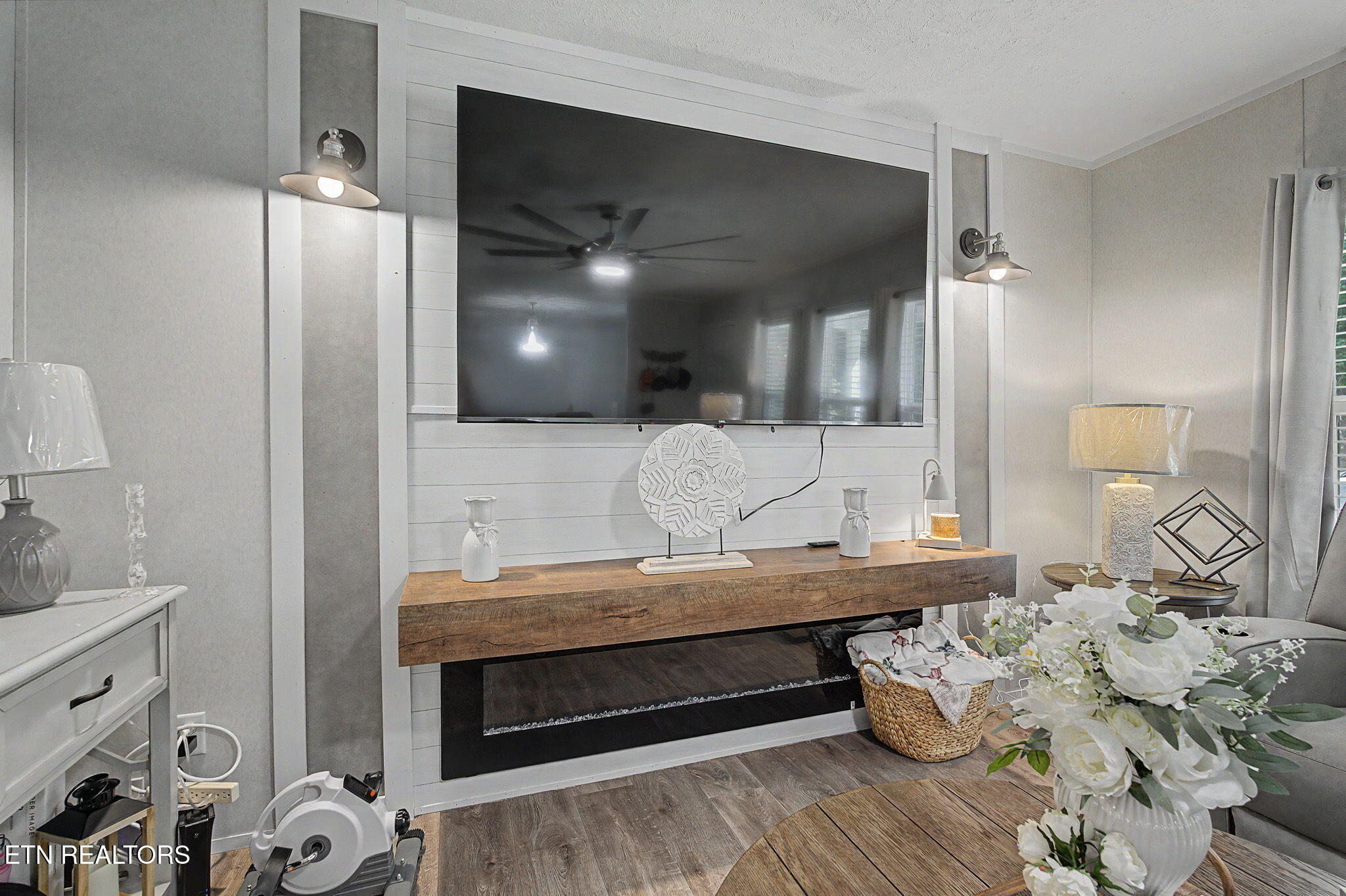 443 Cole Drive Pigeon Forge TN 37863