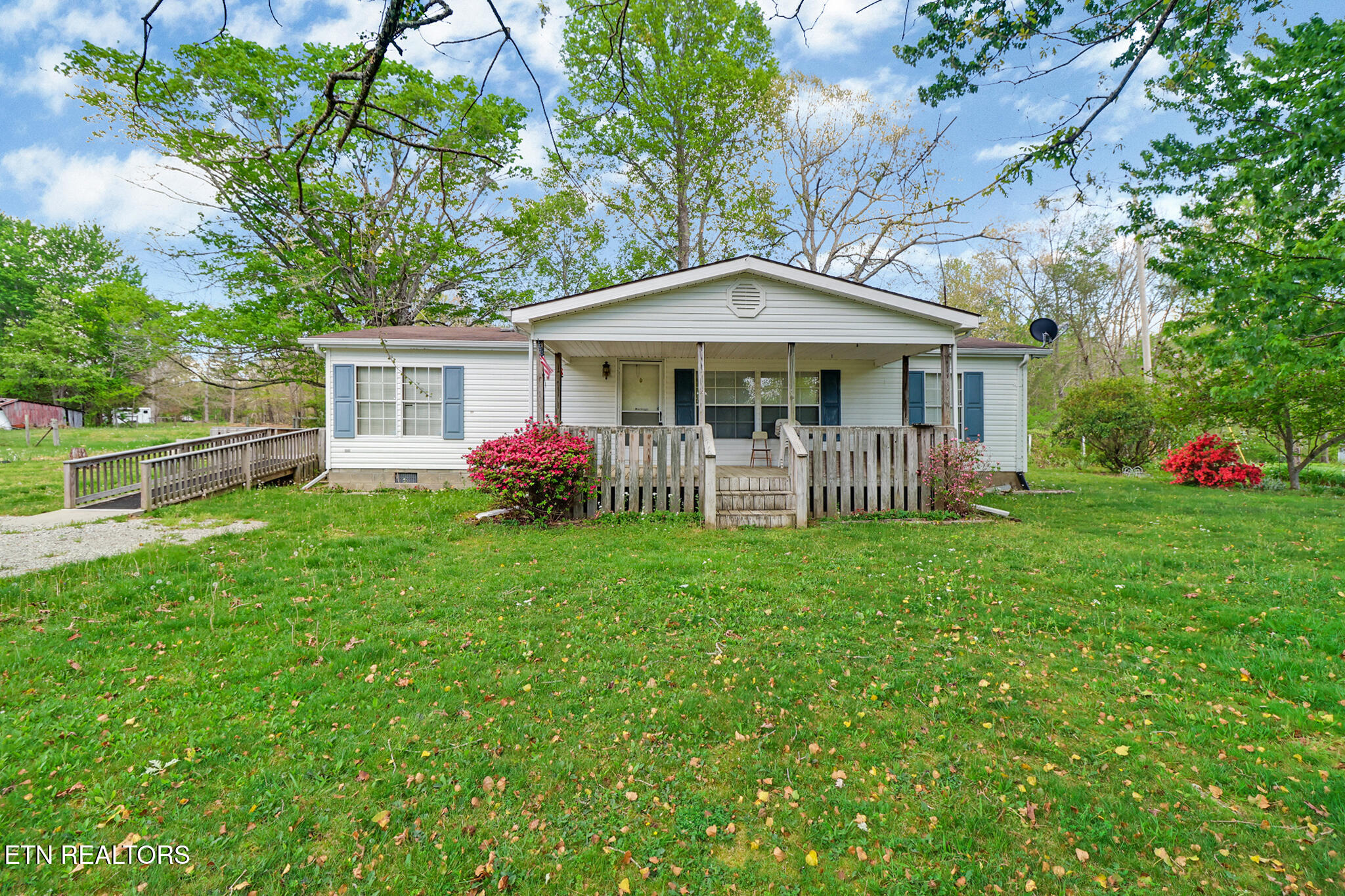 1243 Franklin Loop Clarkrange TN 38553