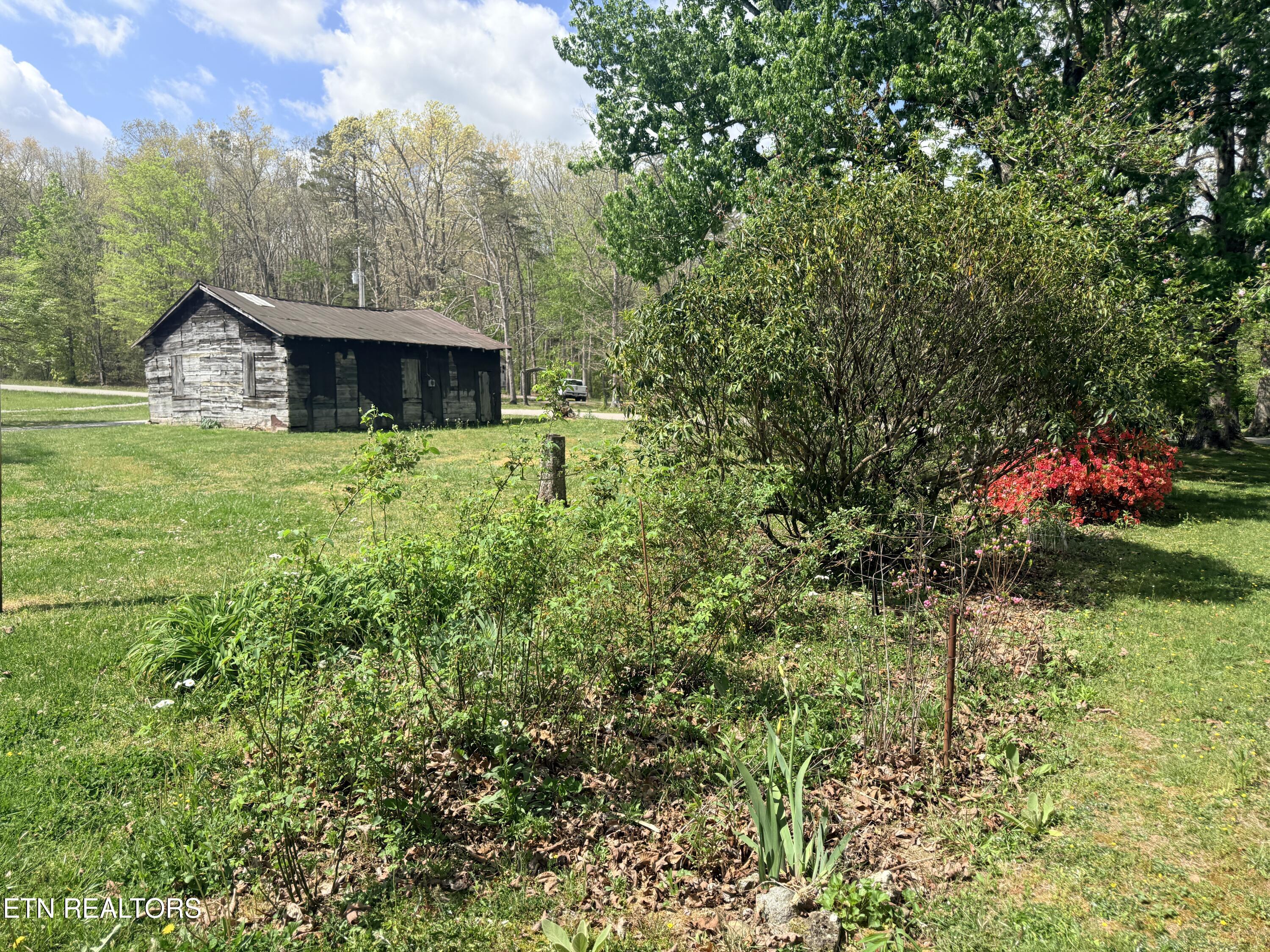1243 Franklin Loop Clarkrange TN 38553