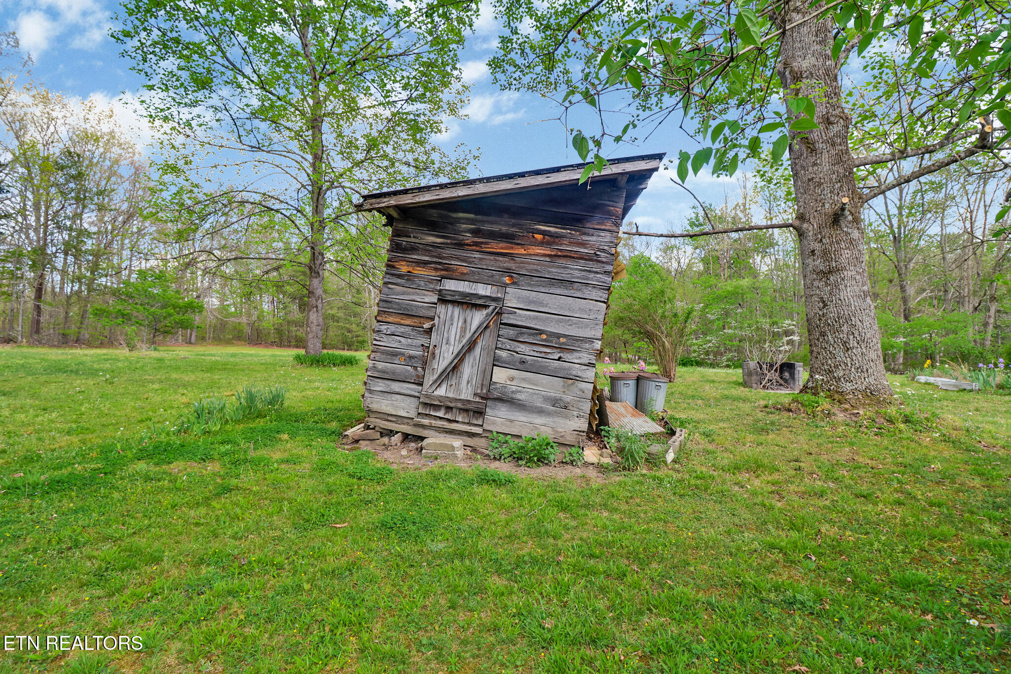 1243 Franklin Loop Clarkrange TN 38553