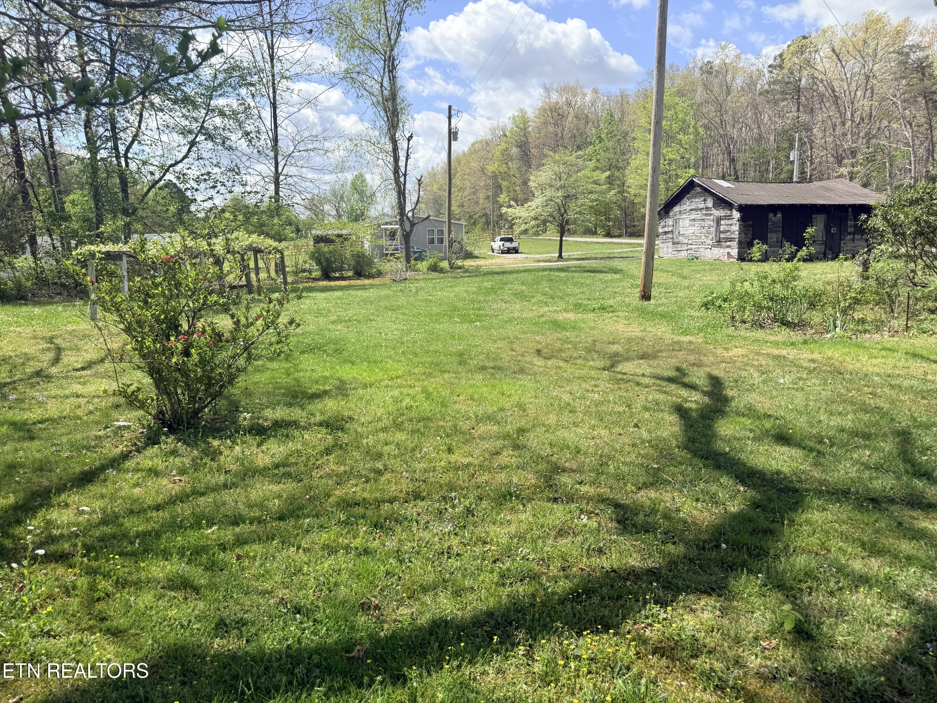 1243 Franklin Loop Clarkrange TN 38553