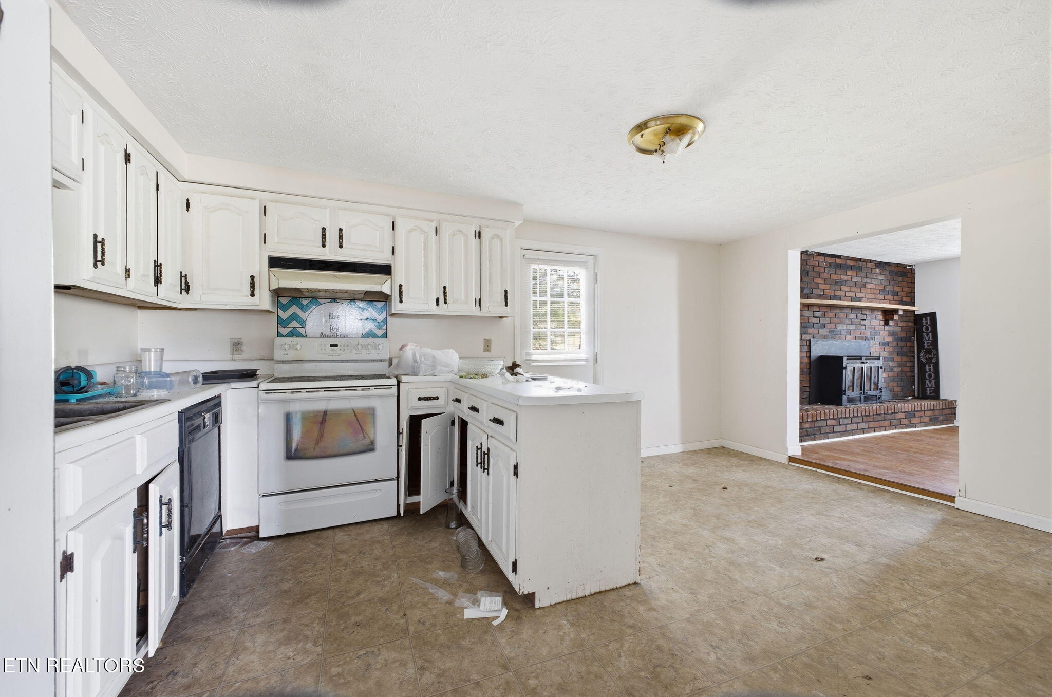 106 Butter & Egg Road Jacksboro TN 37757