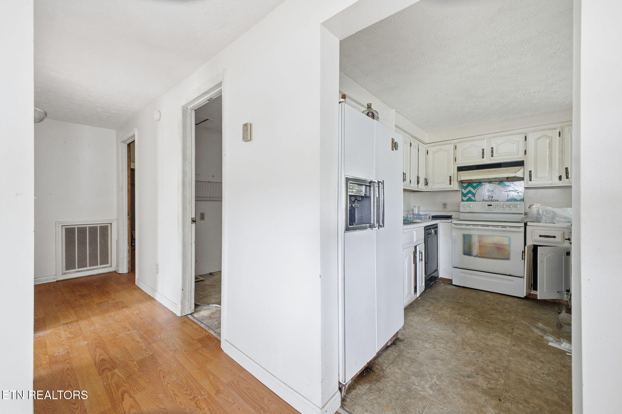 106 Butter & Egg Road Jacksboro TN 37757